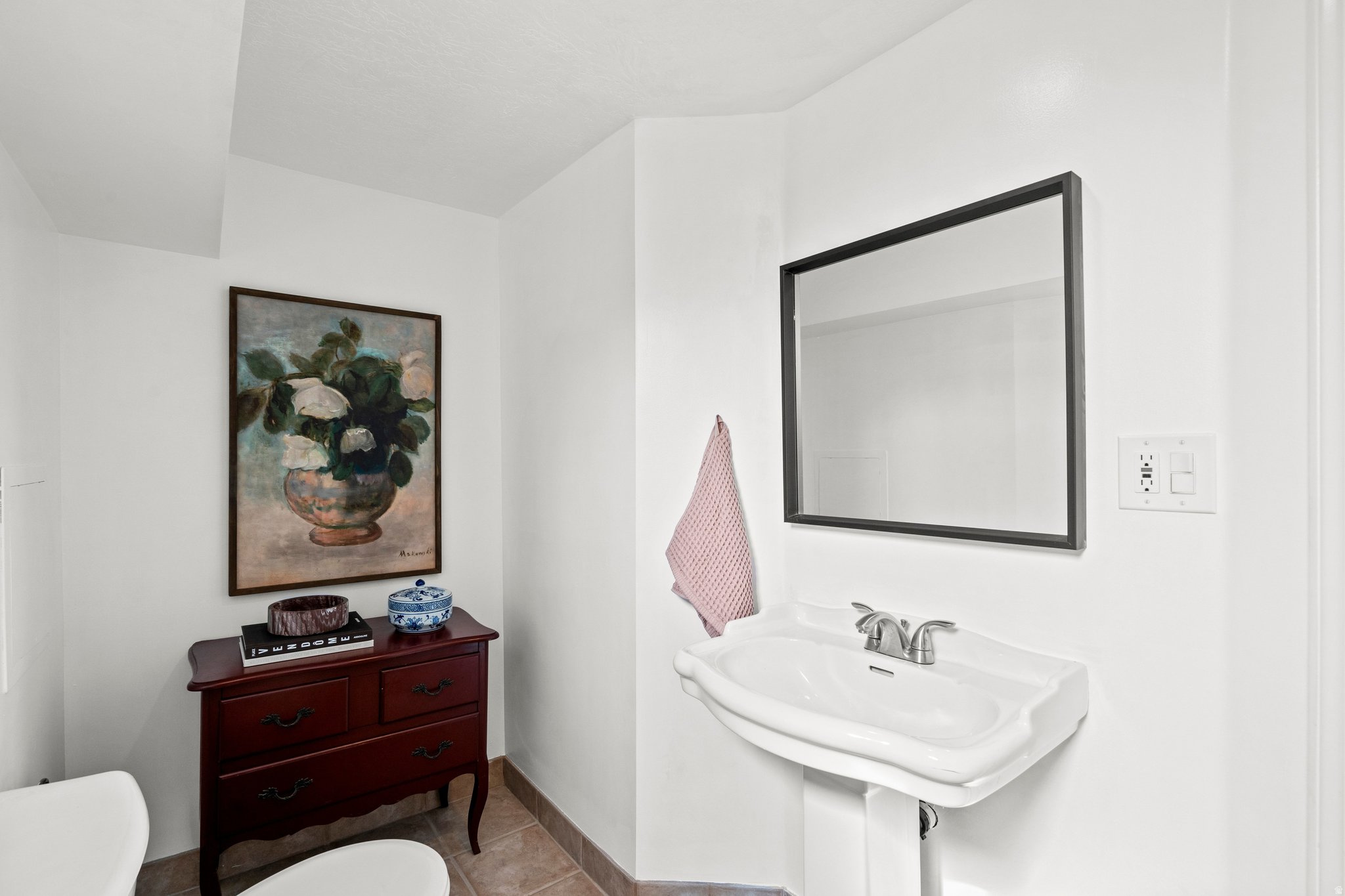 main property photo 75