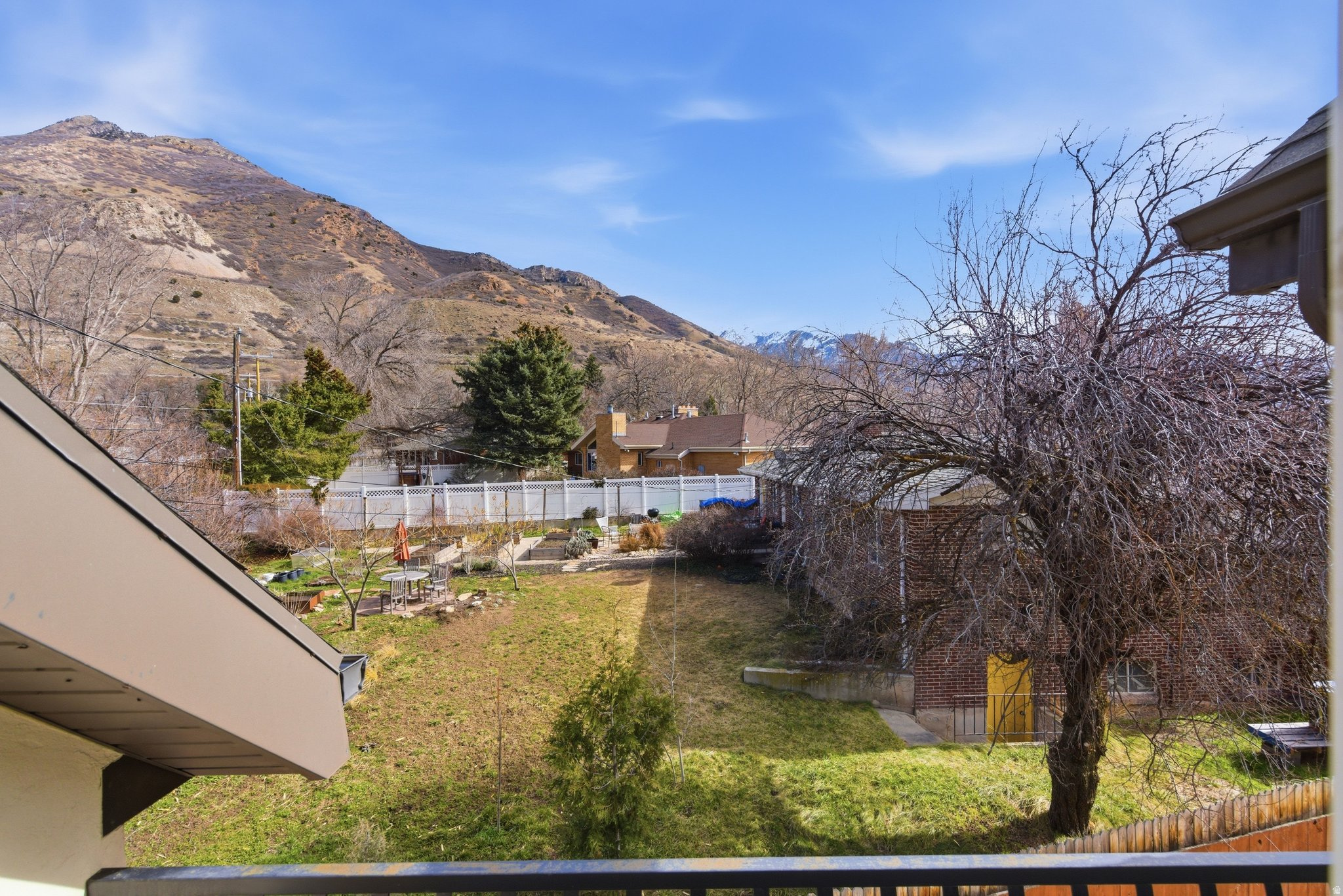 main property photo 78