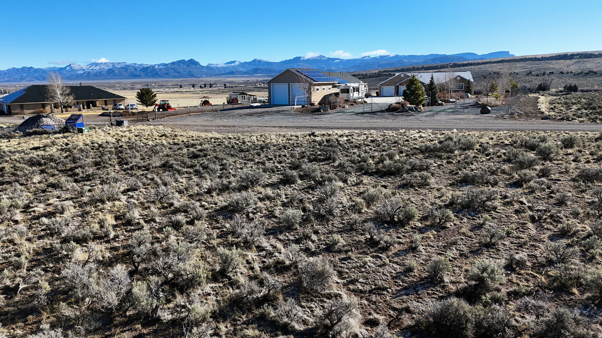 main property photo 23