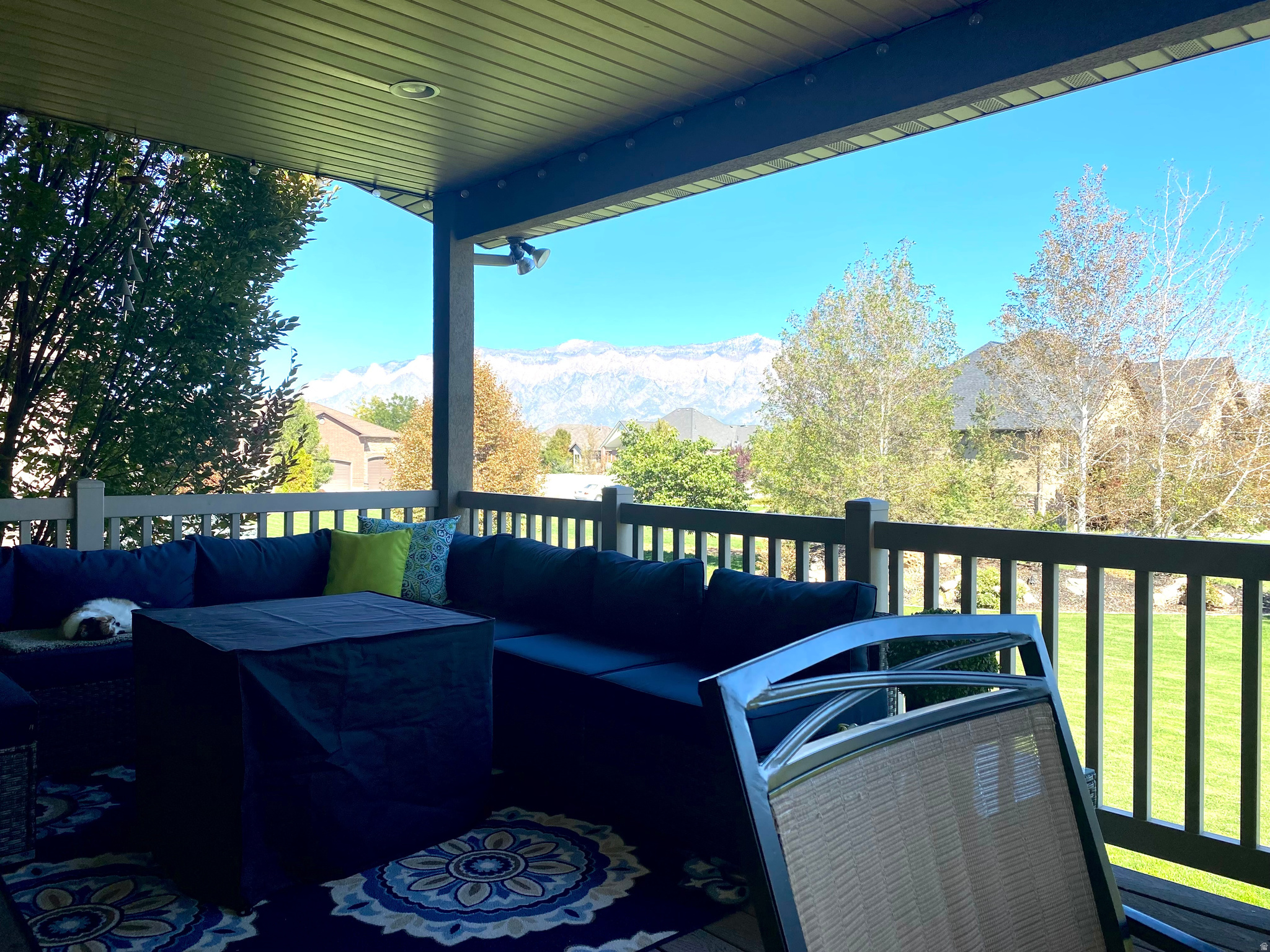 main property photo 30