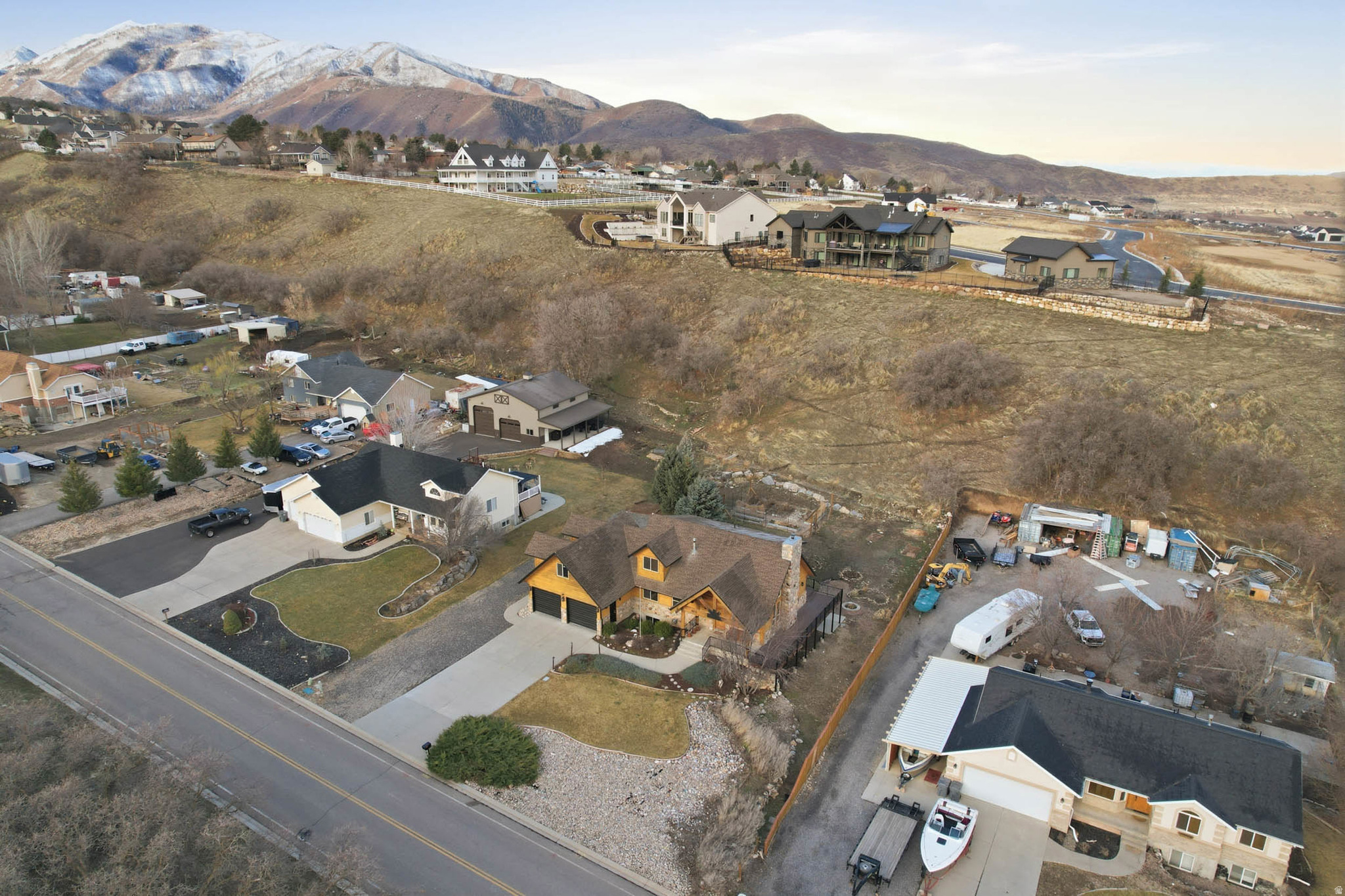 main property photo 33