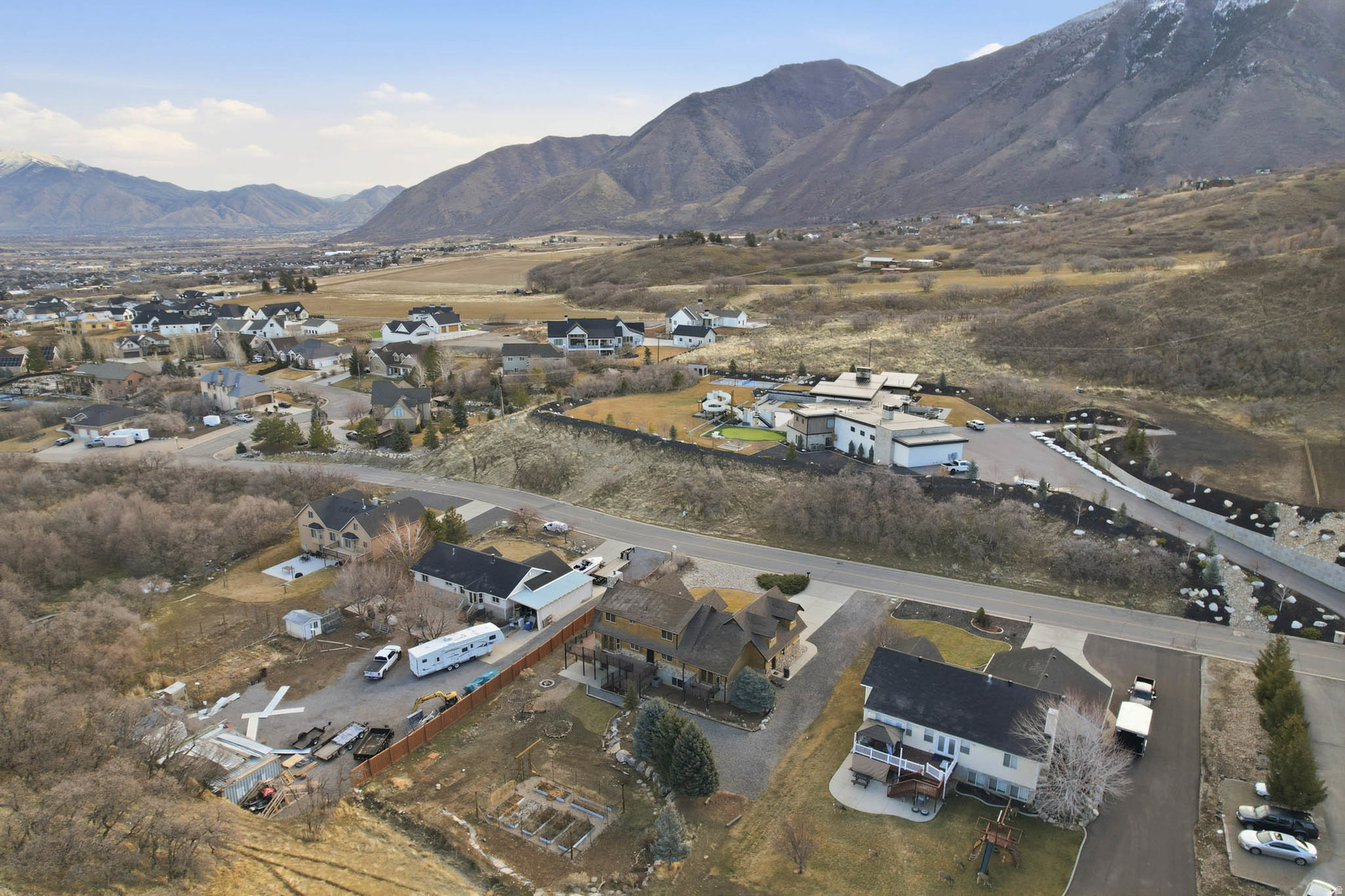 main property photo 34