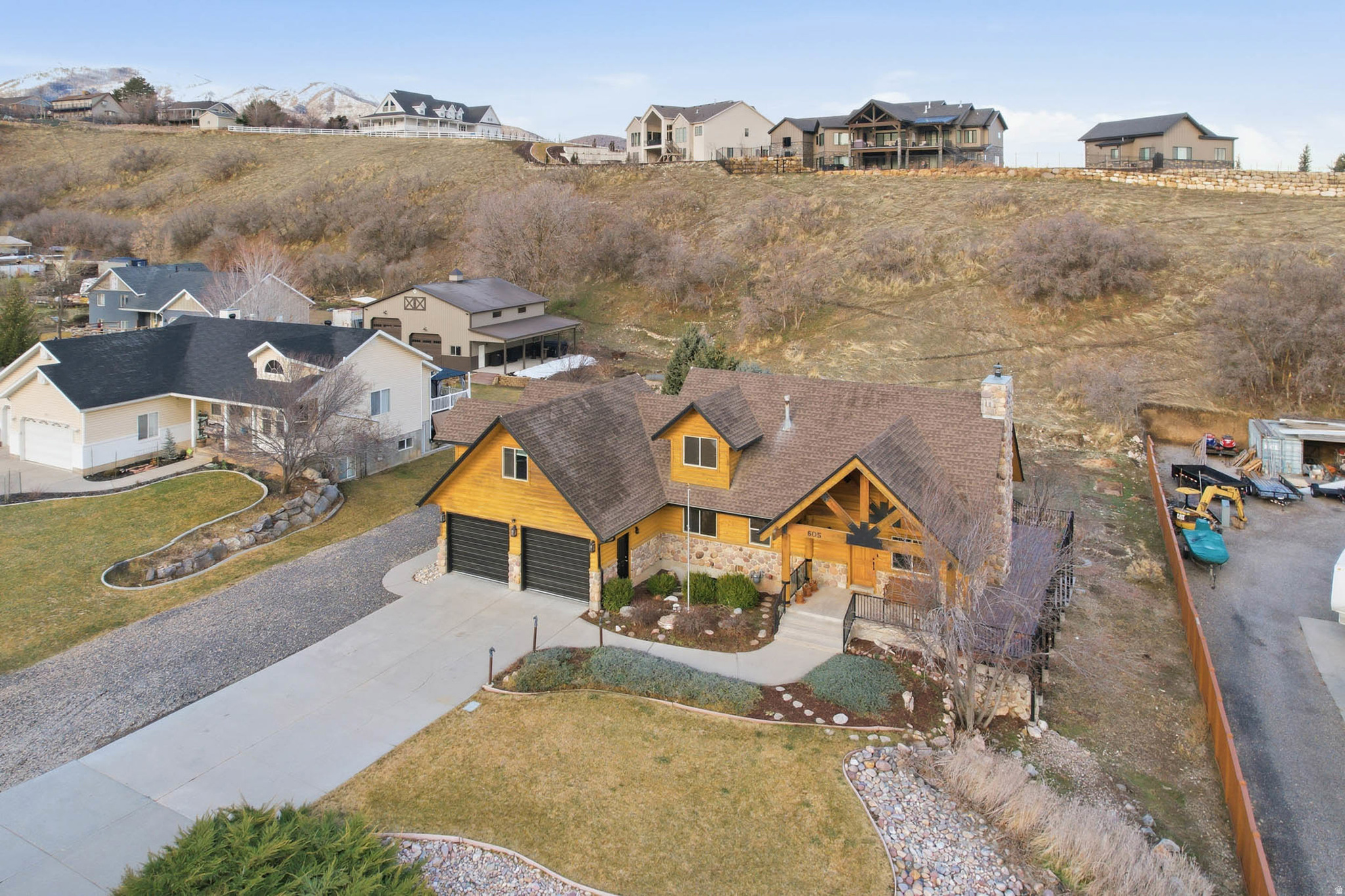 main property photo 37