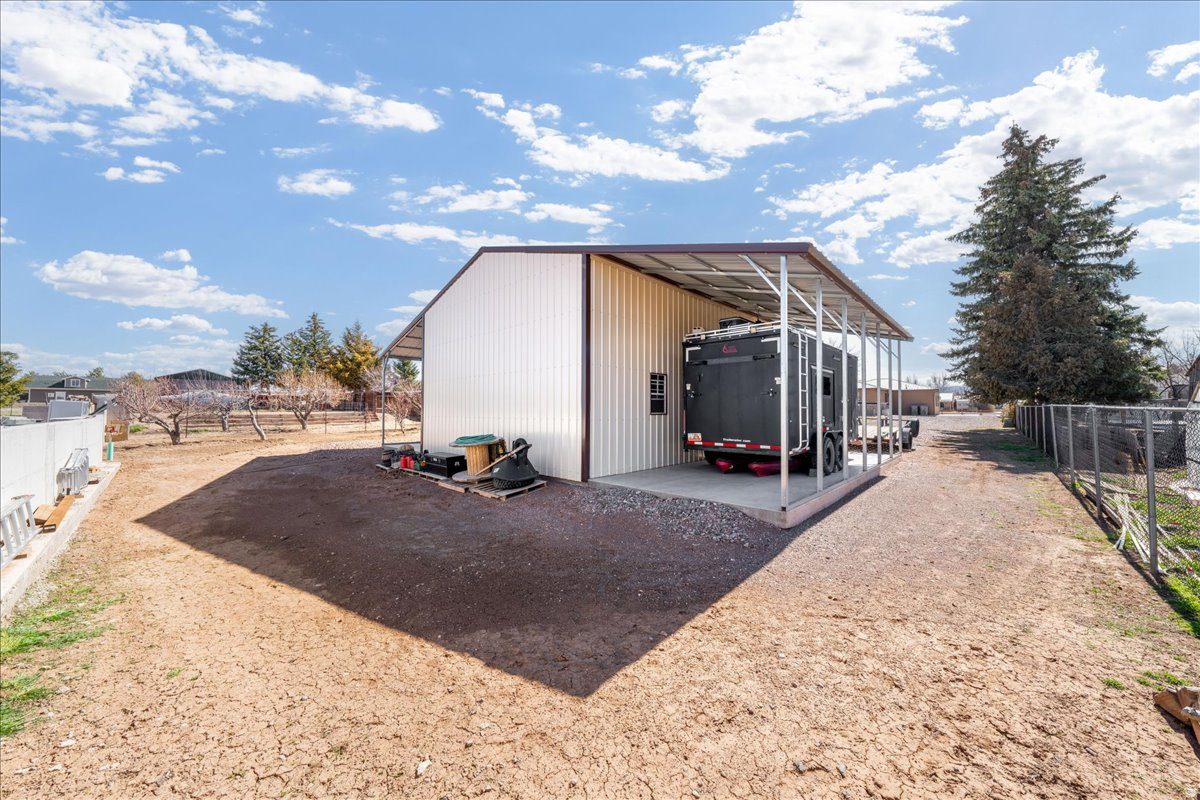 main property photo 66