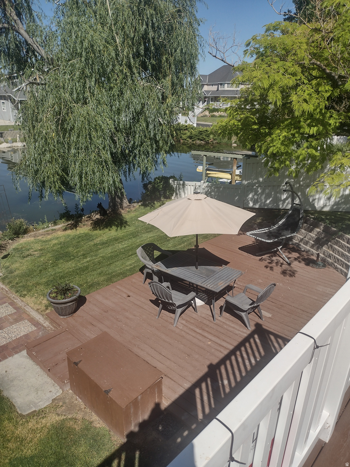 main property photo 23