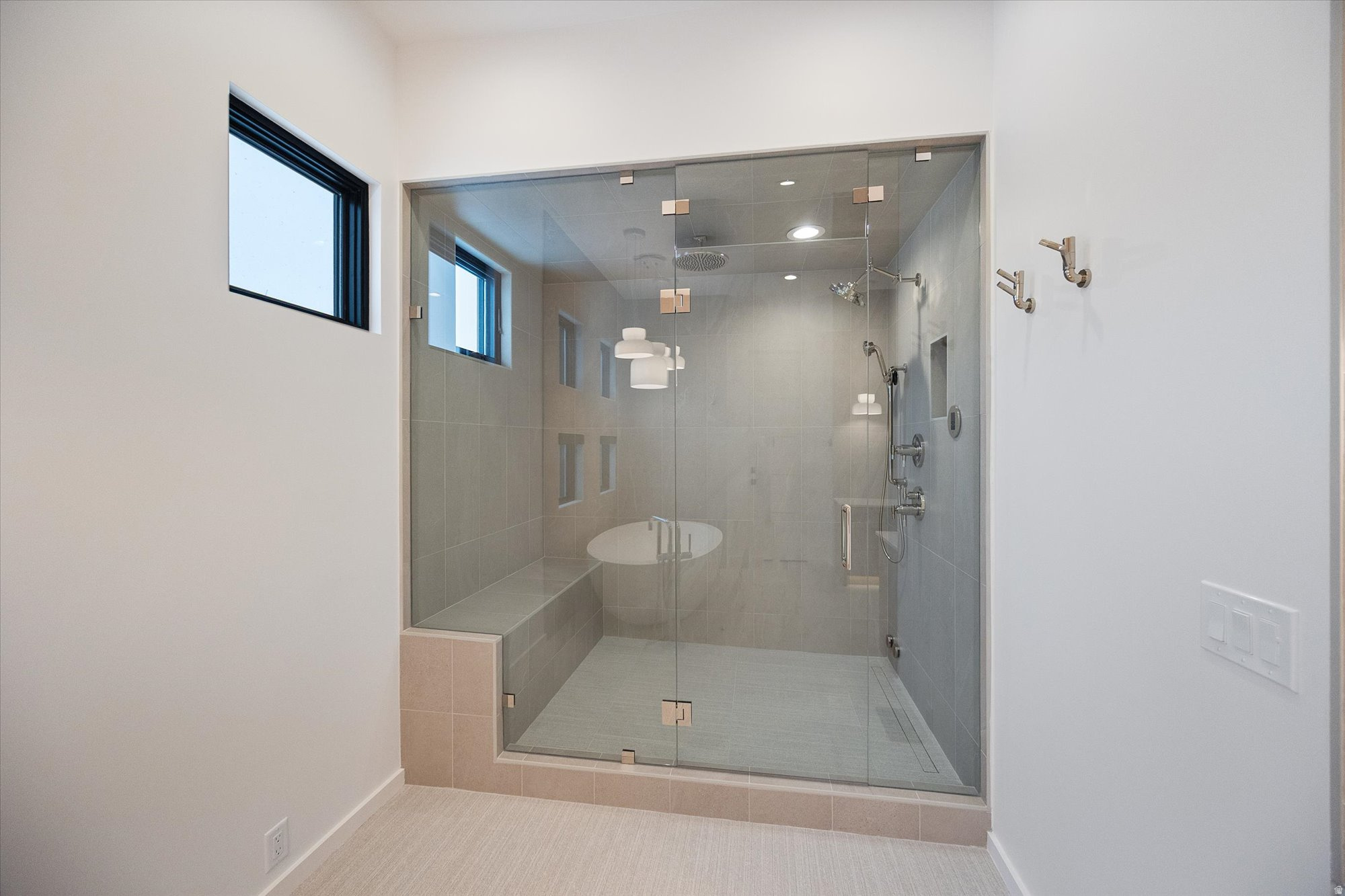 main property photo 75