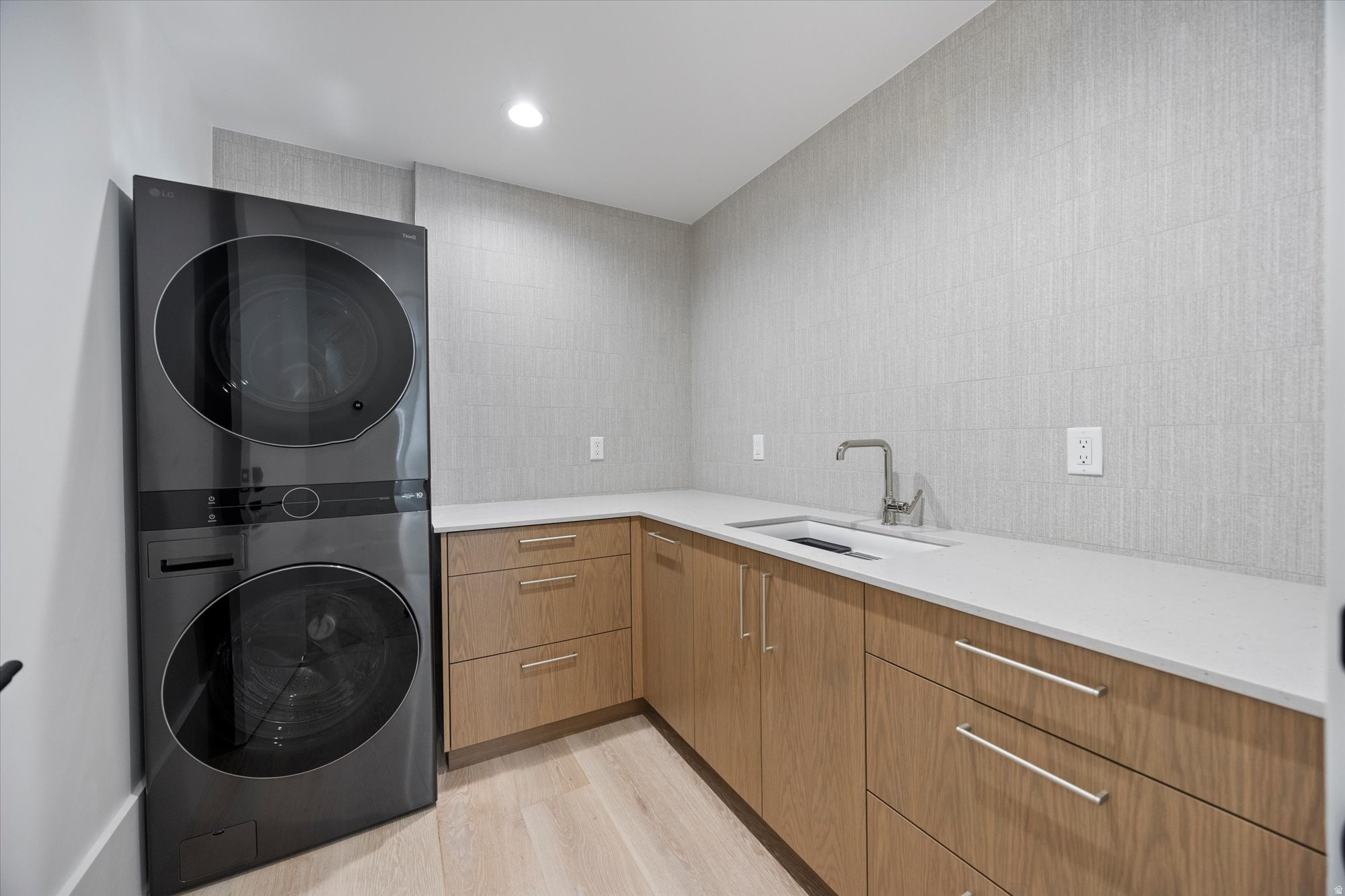 main property photo 84