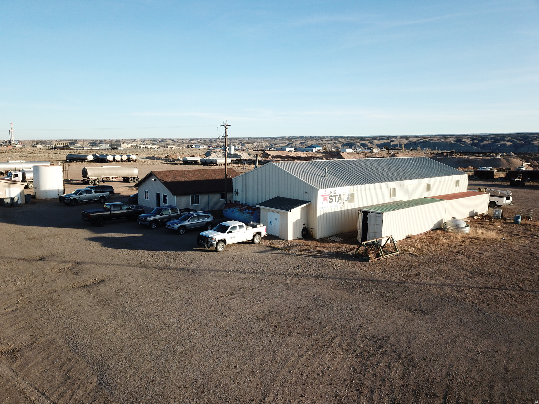 main property photo 20