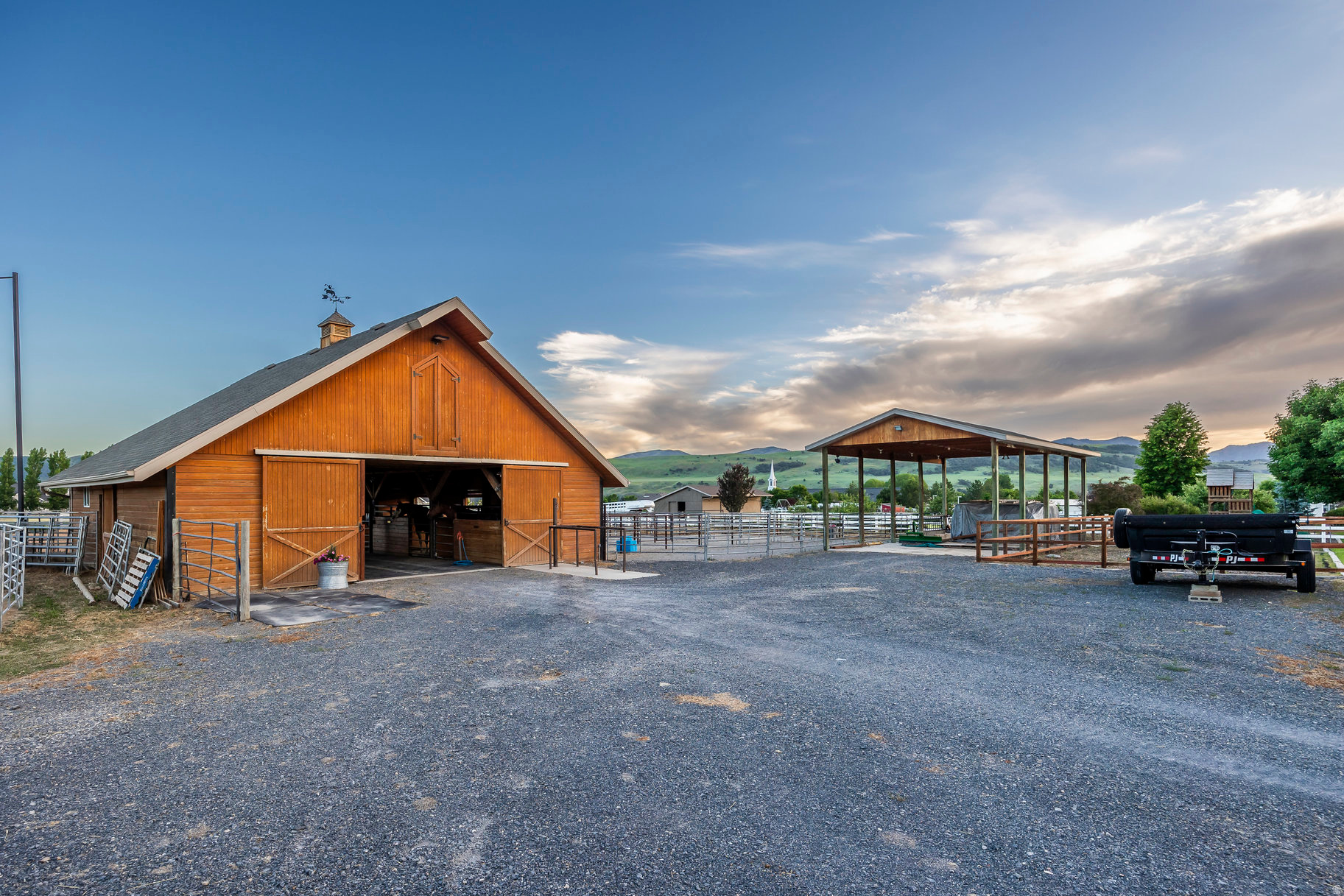 main property photo 44