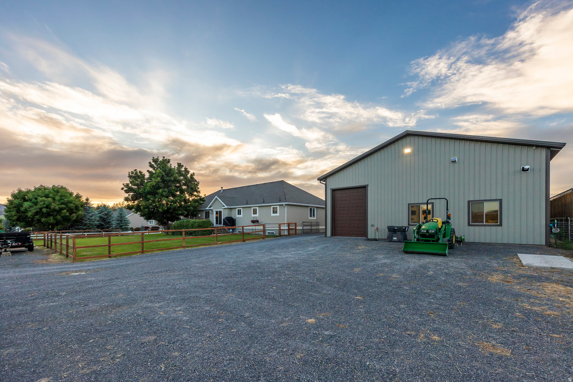 main property photo 54