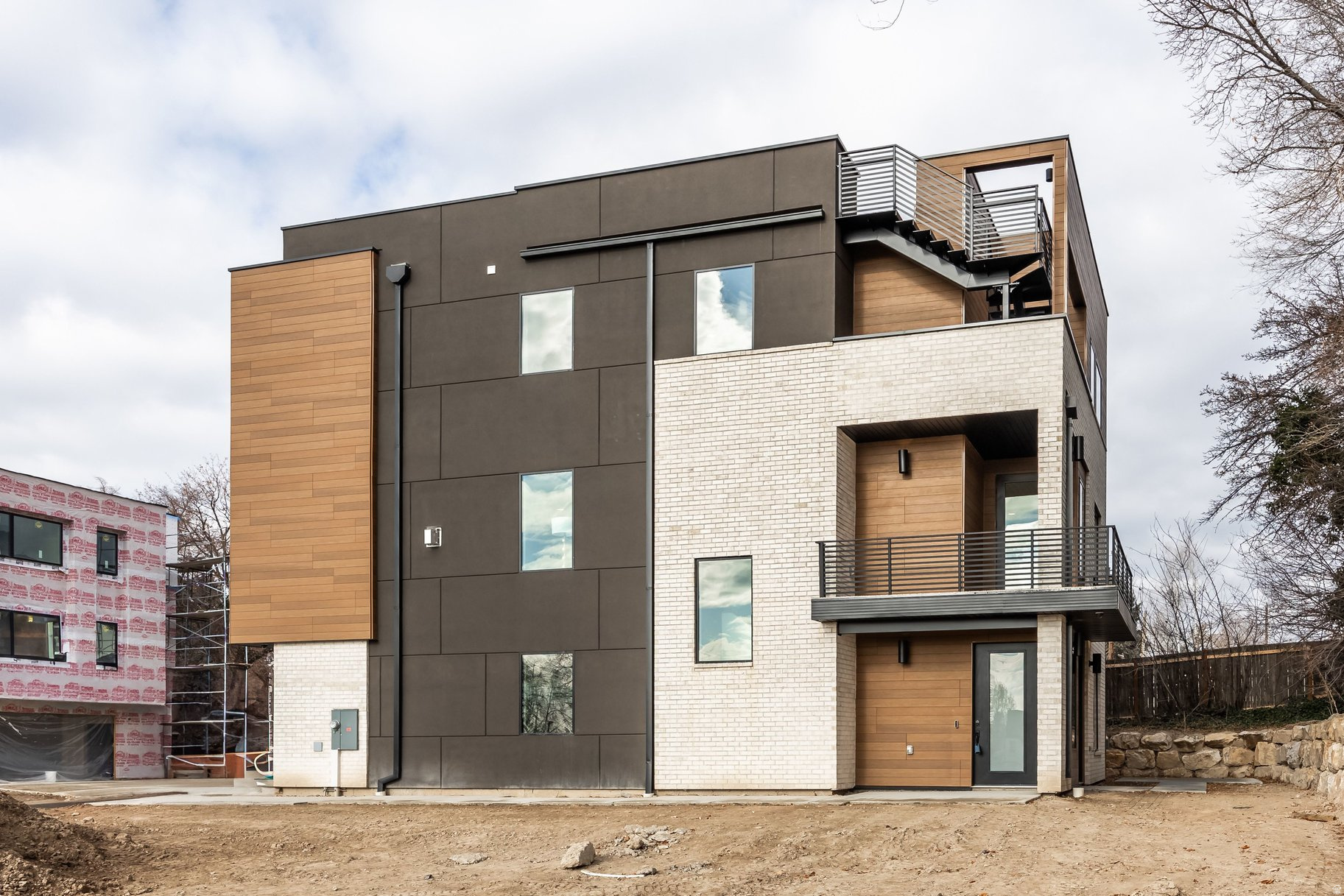 main property photo 59