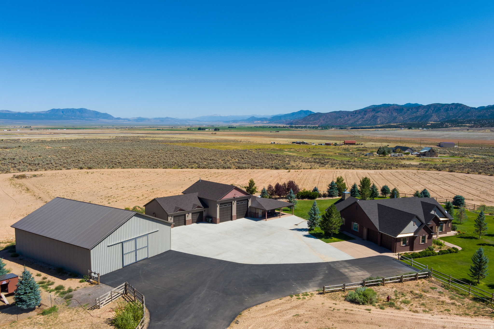 main property photo 67