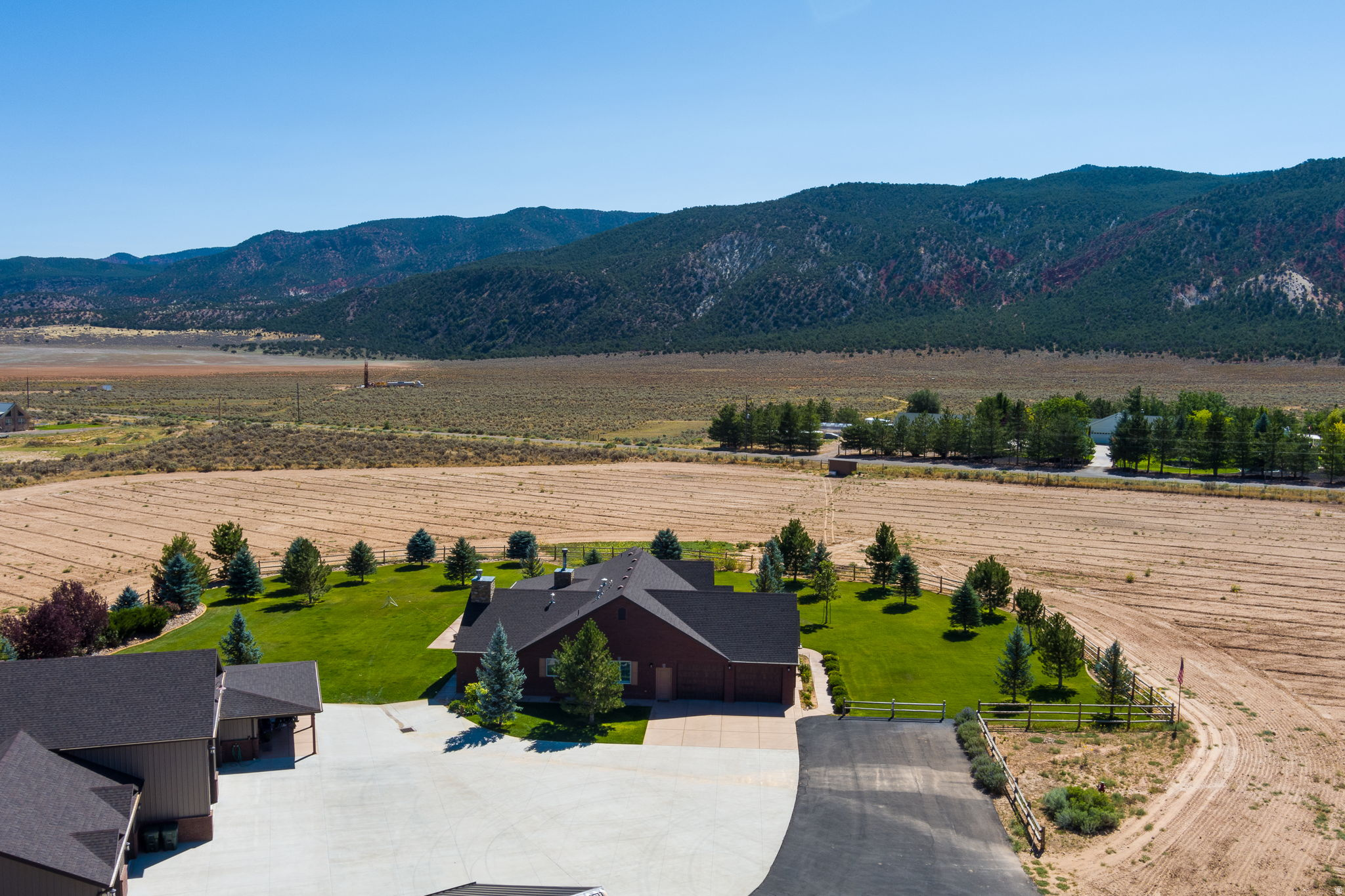 main property photo 68