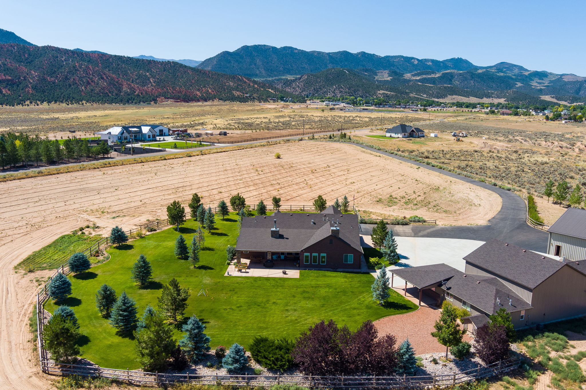 main property photo 70