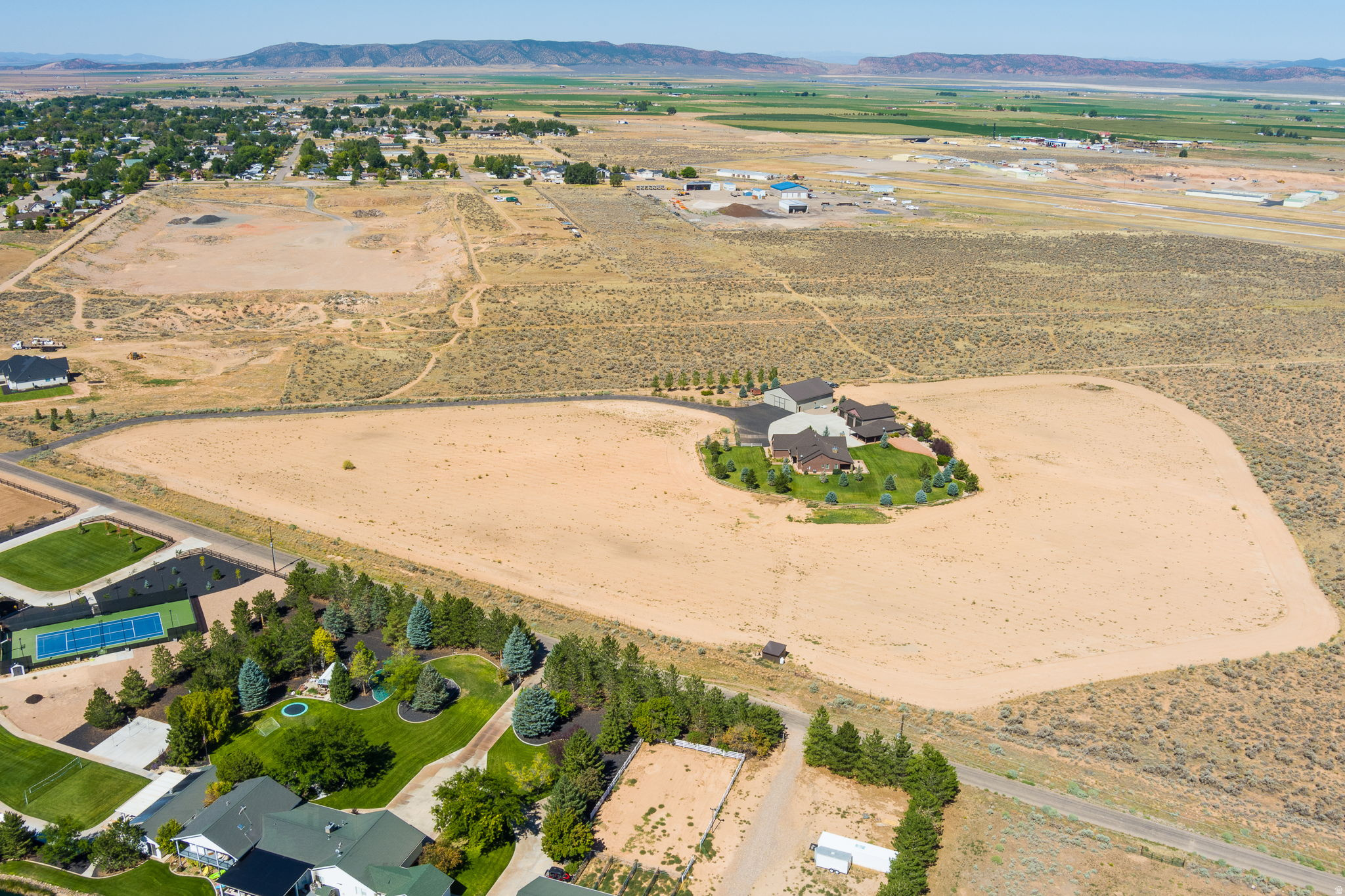 main property photo 76