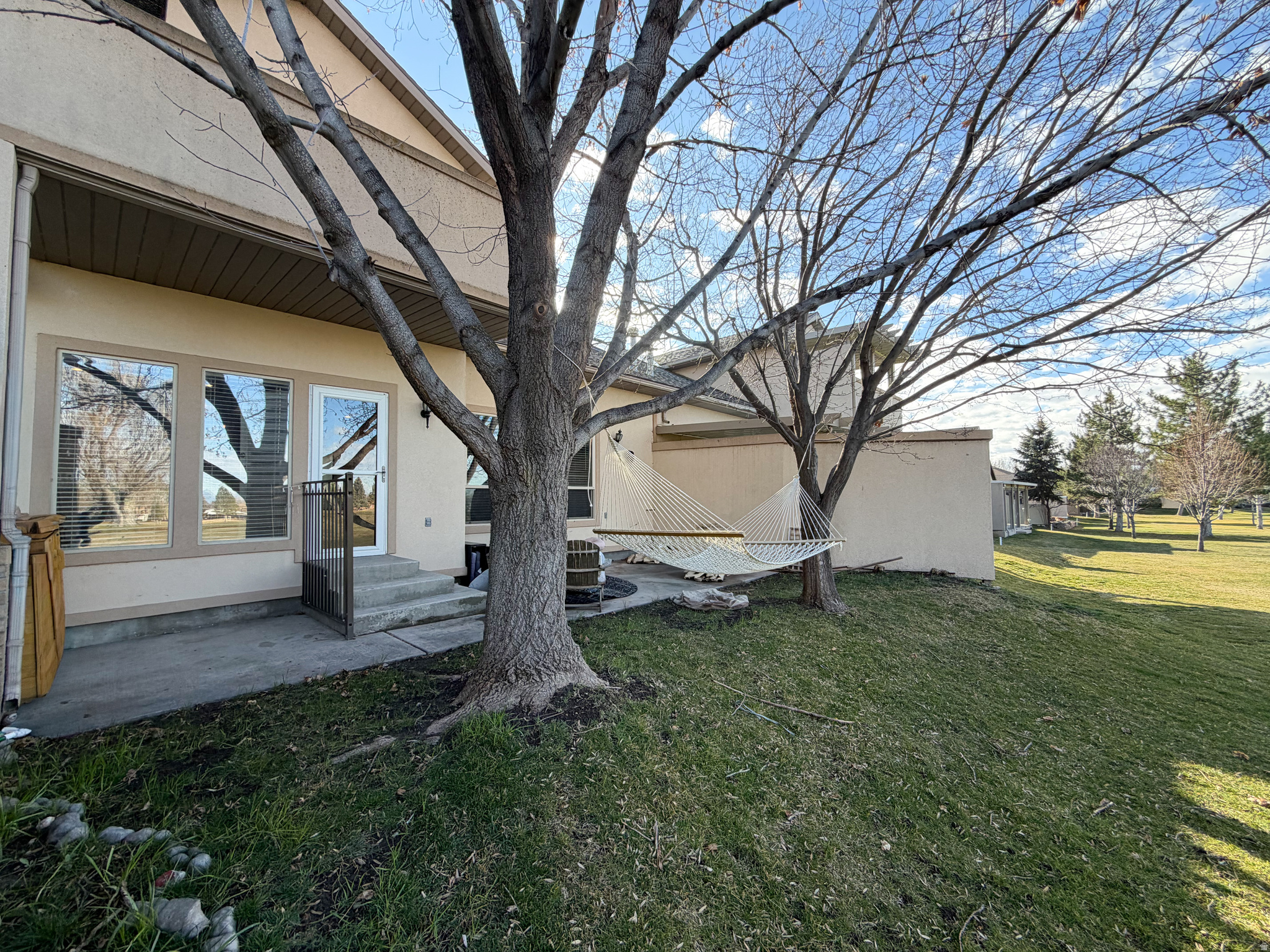 main property photo 49