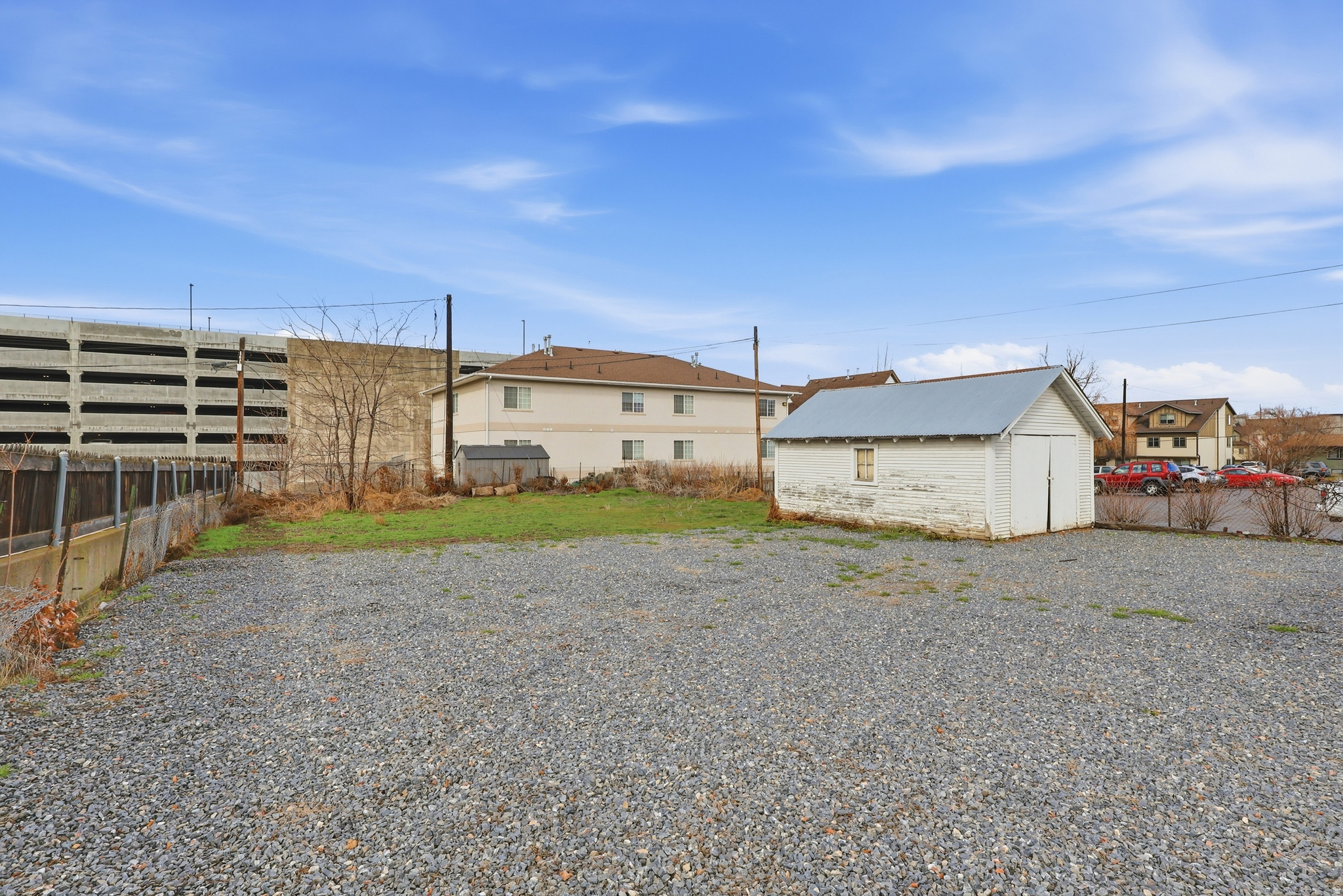 main property photo 18