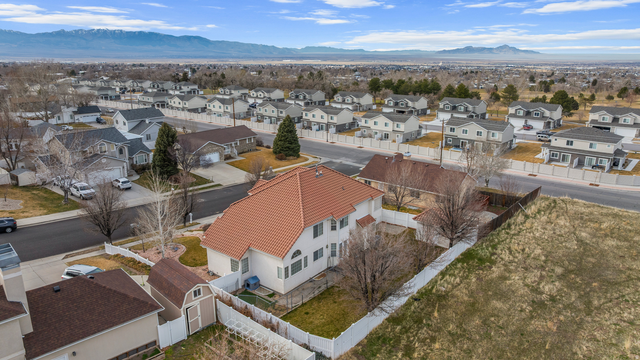 main property photo 38