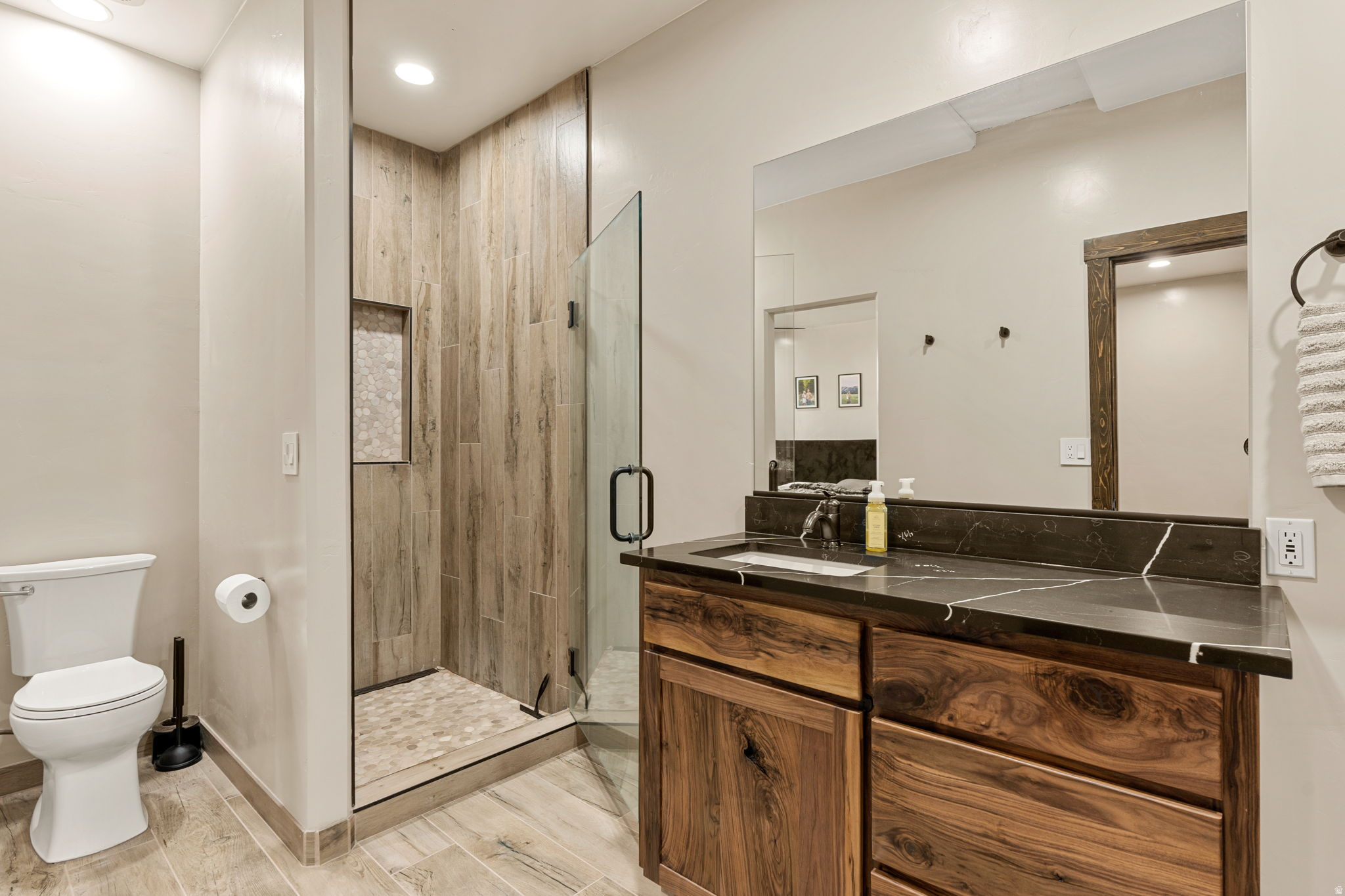 main property photo 73