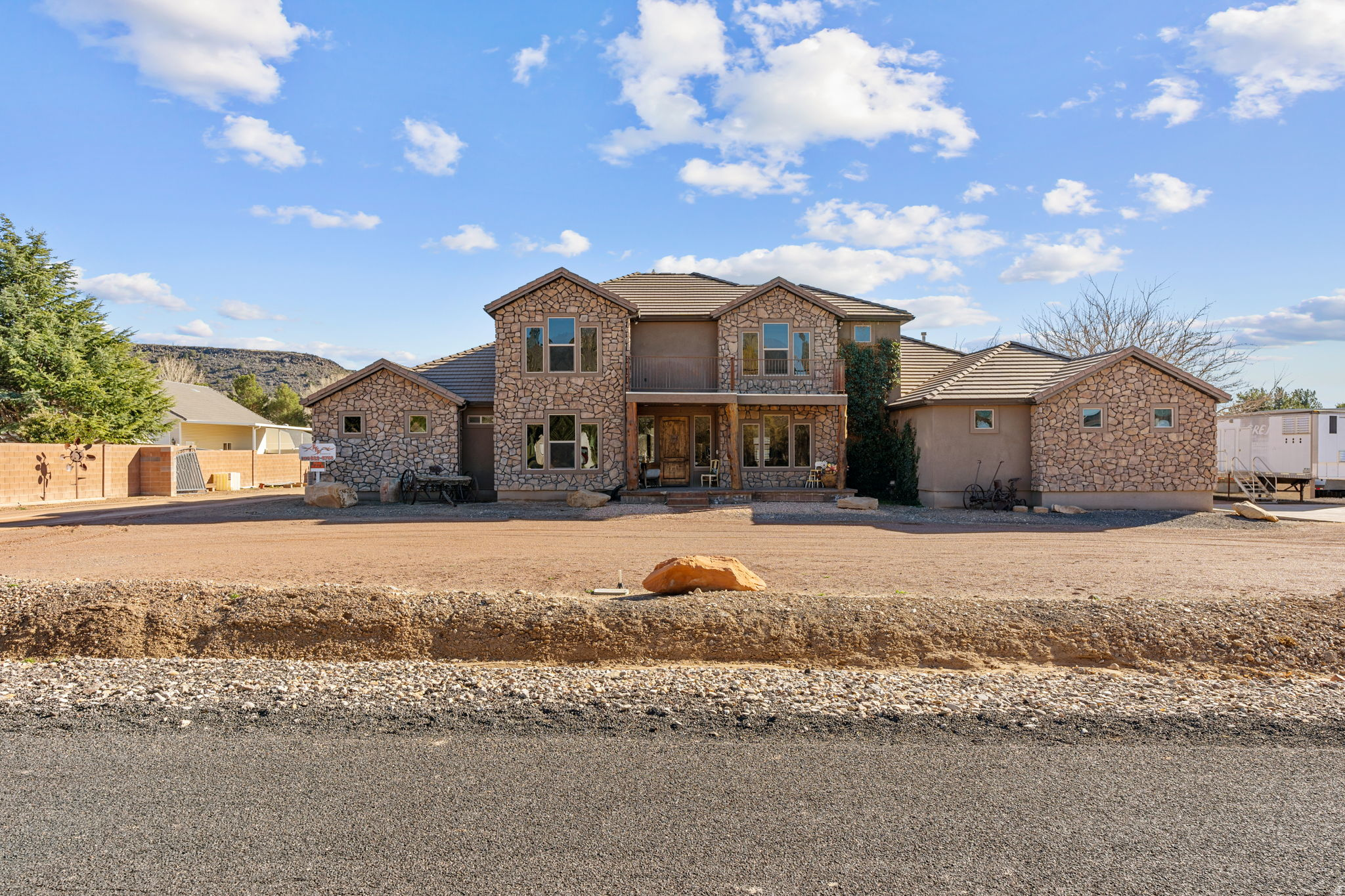 main property photo 80