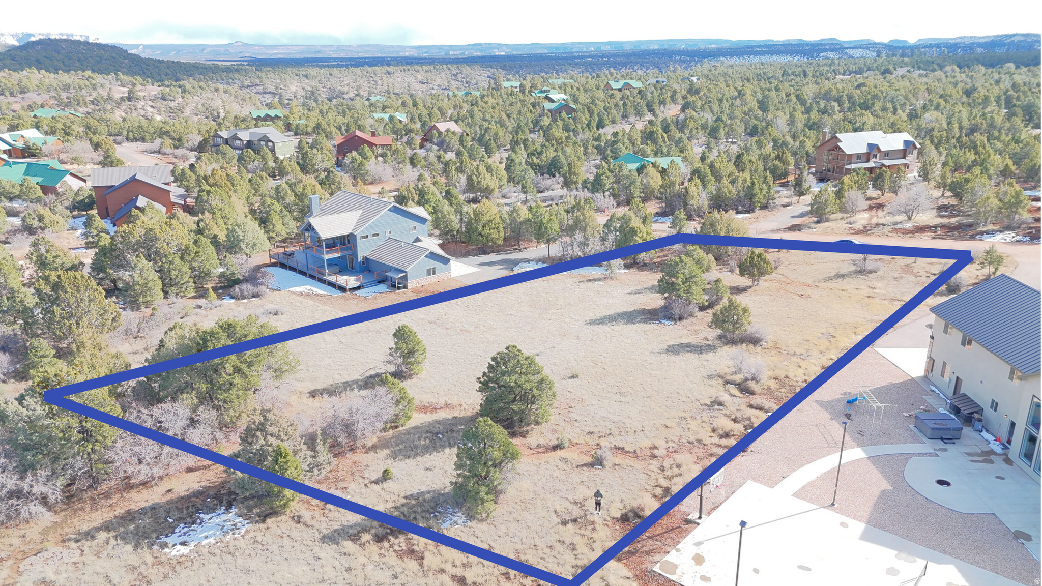 main property photo 10