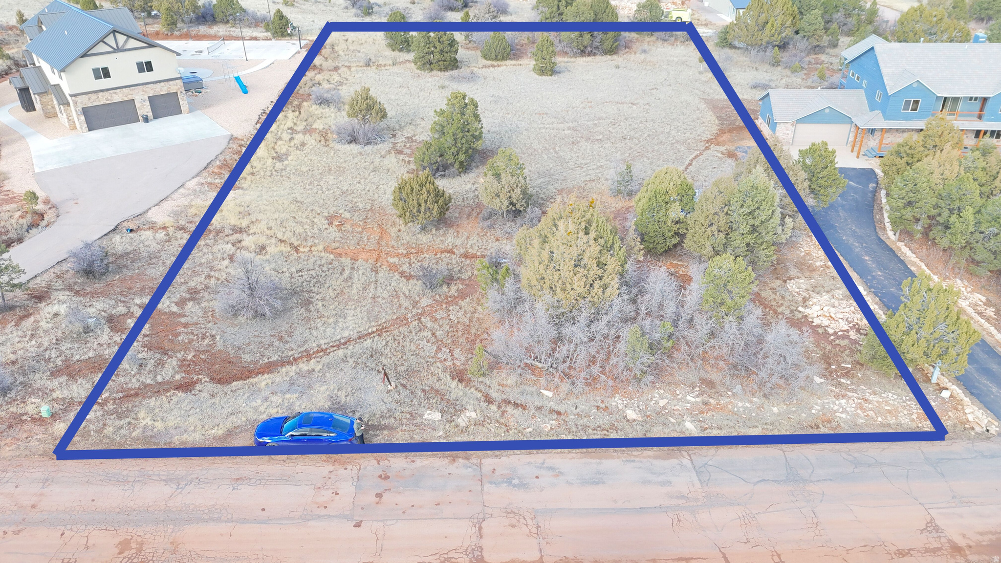 main property photo 13