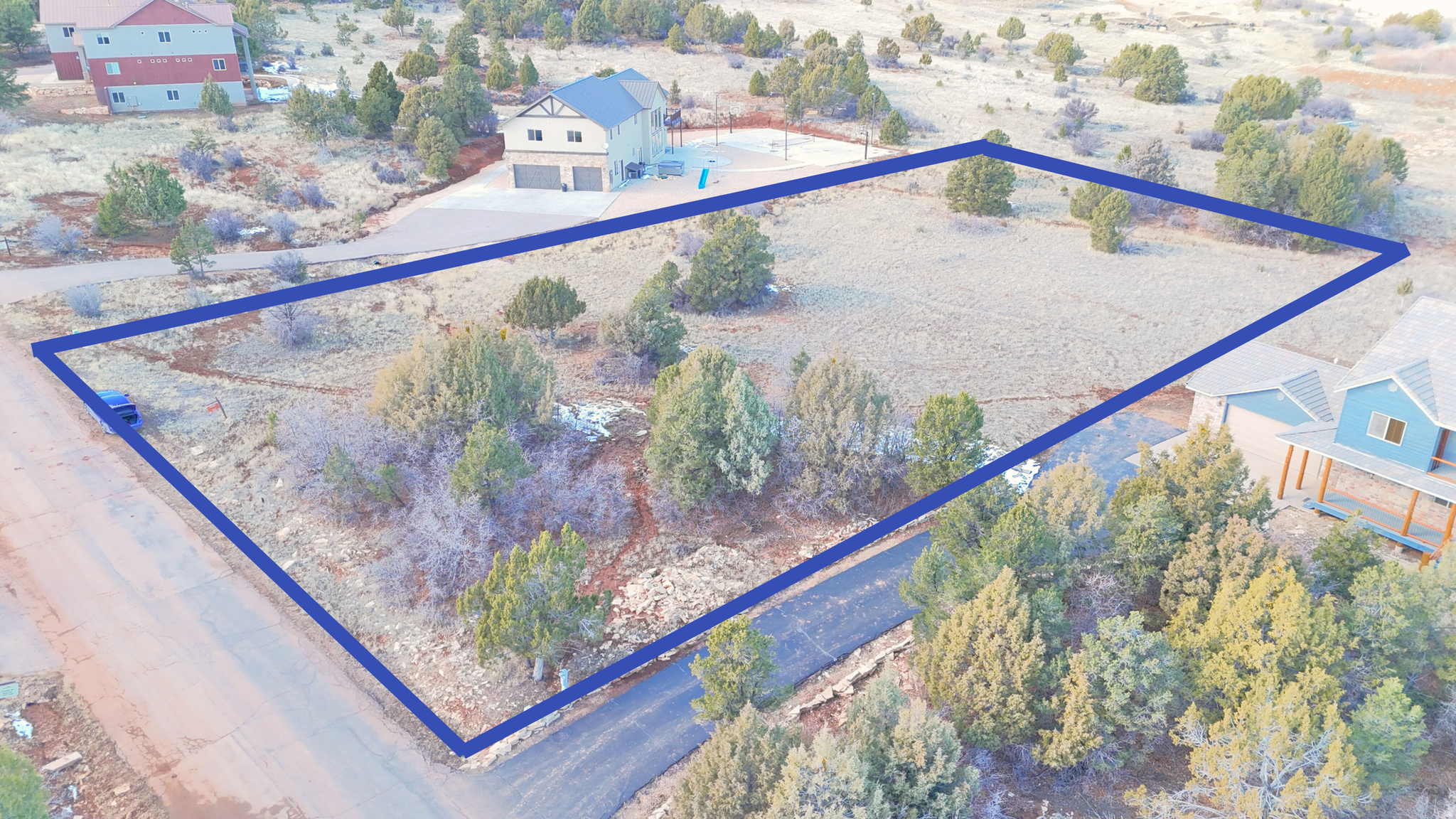 main property photo 9