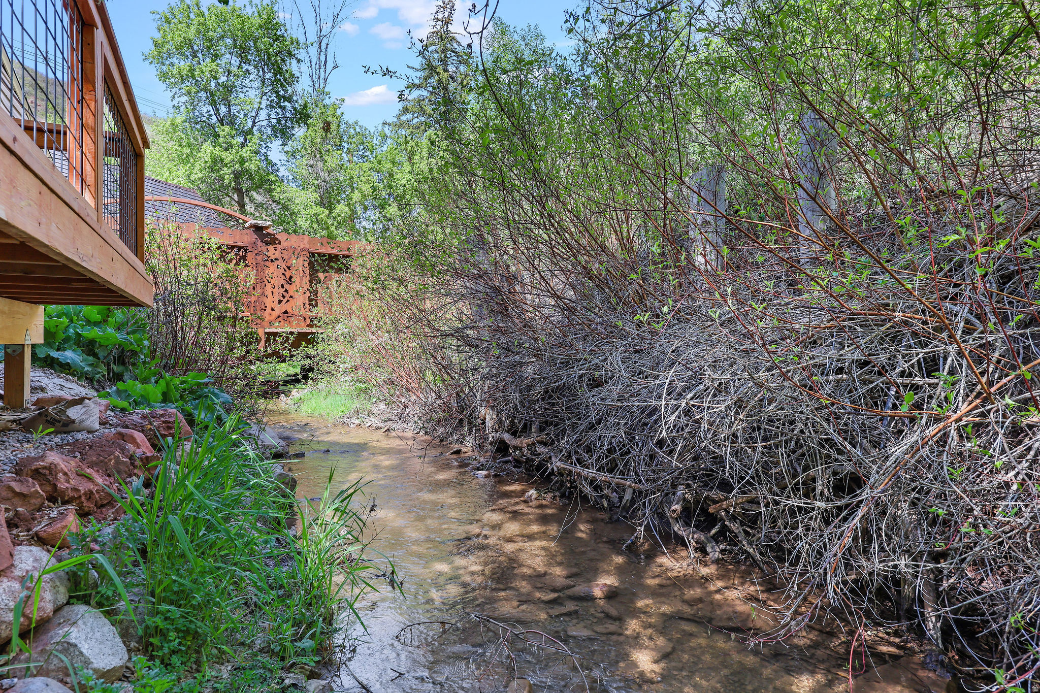 main property photo 25