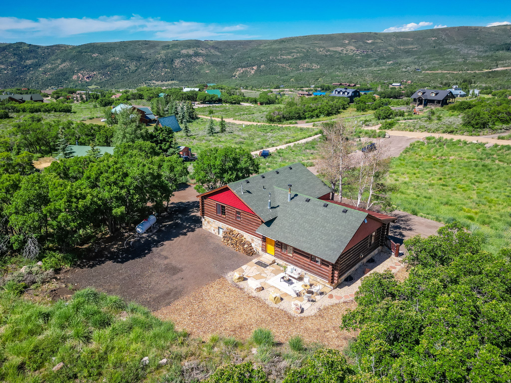 main property photo 35