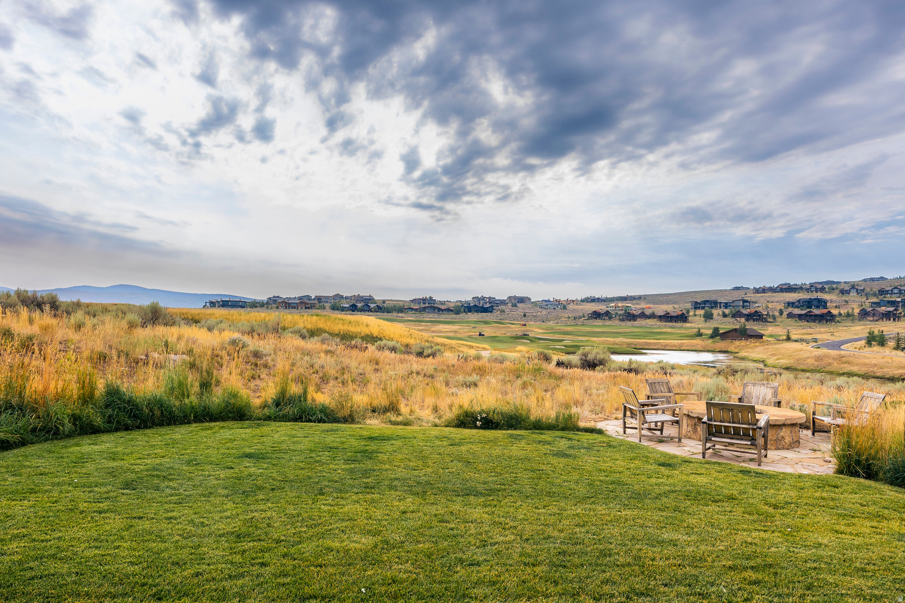 main property photo 24
