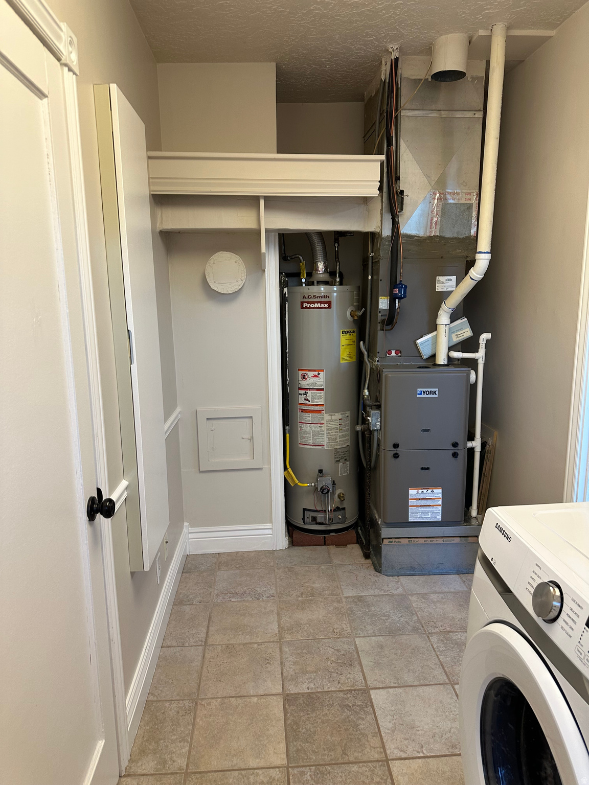 main property photo 7