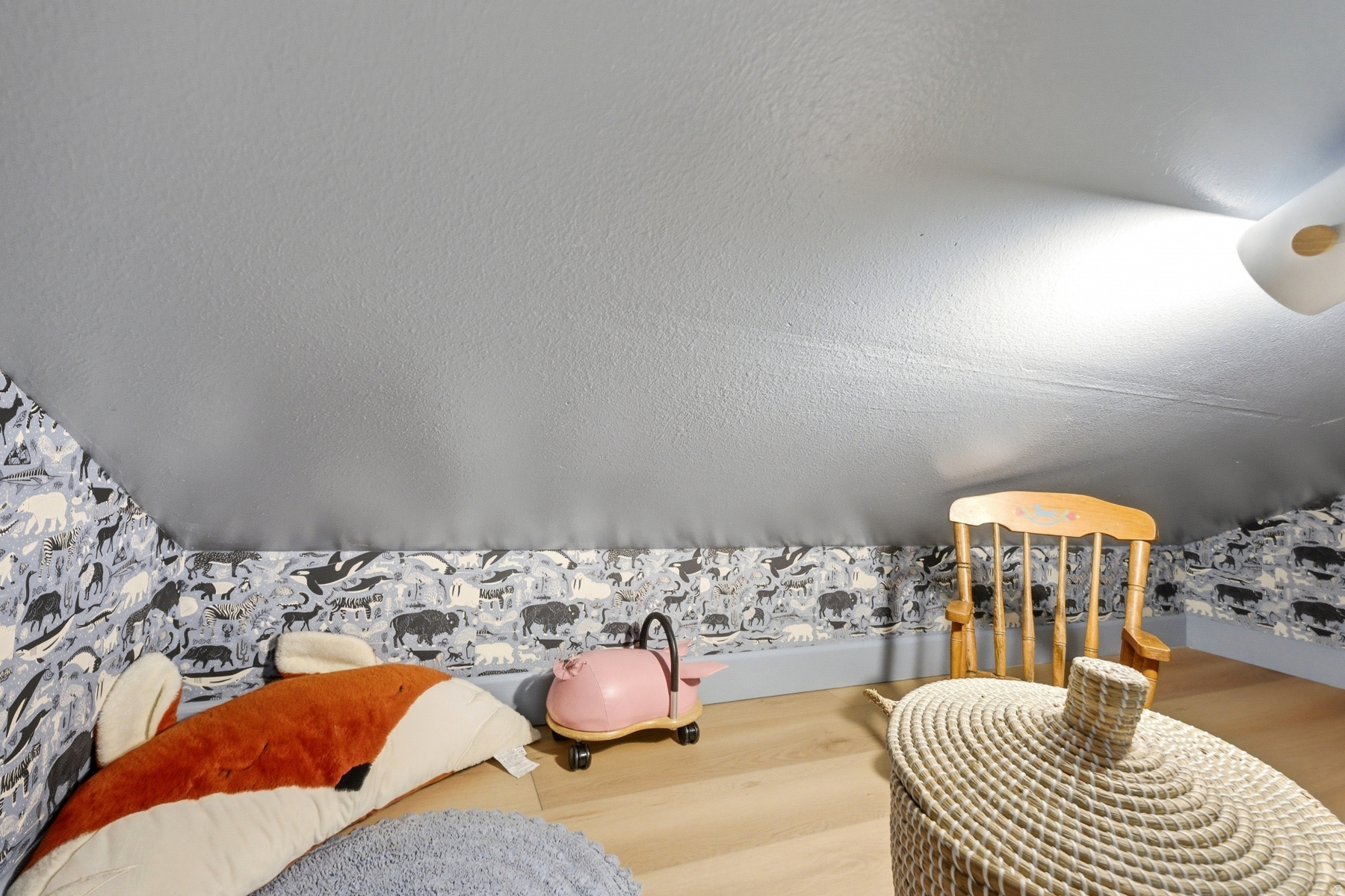main property photo 19