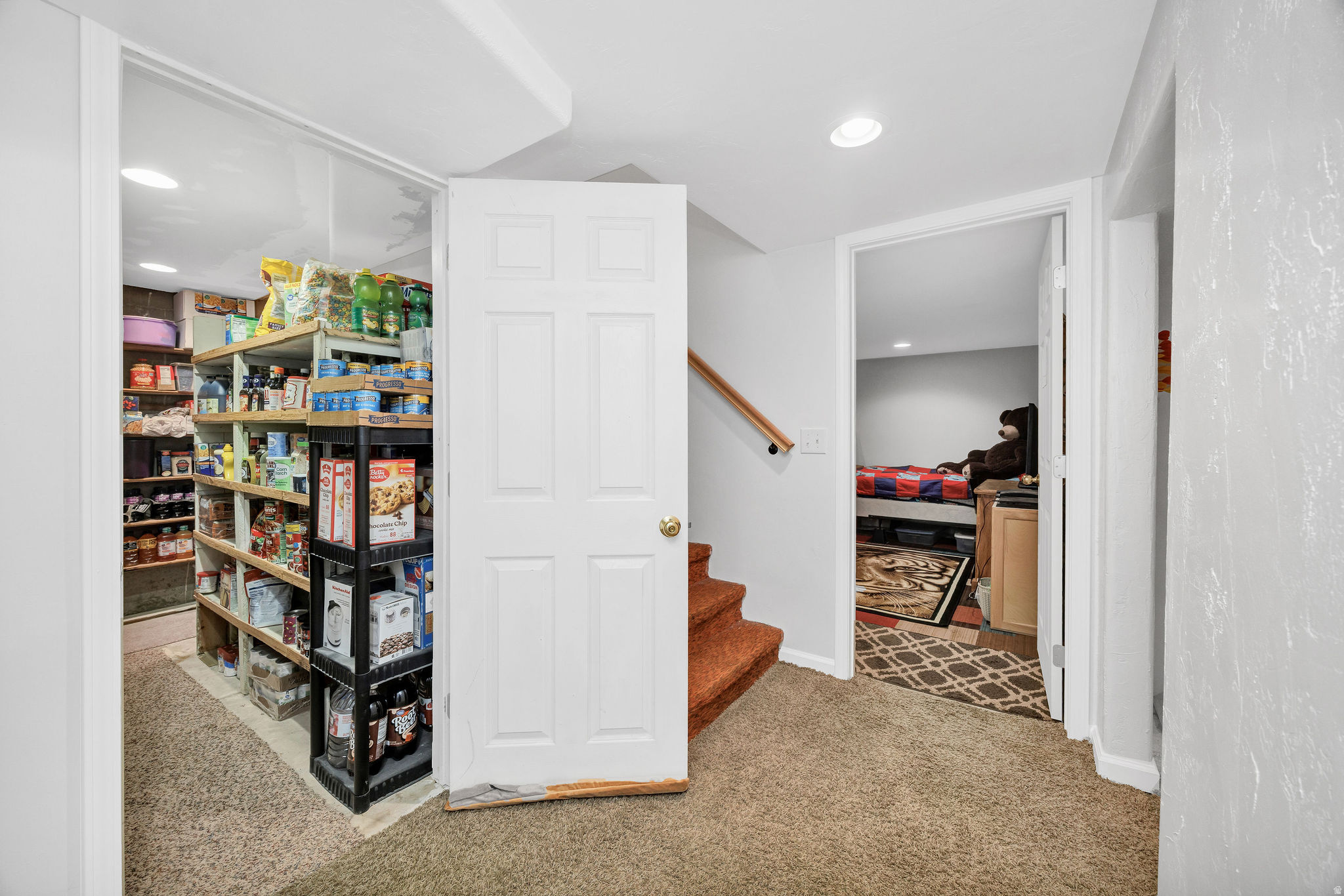 main property photo 35