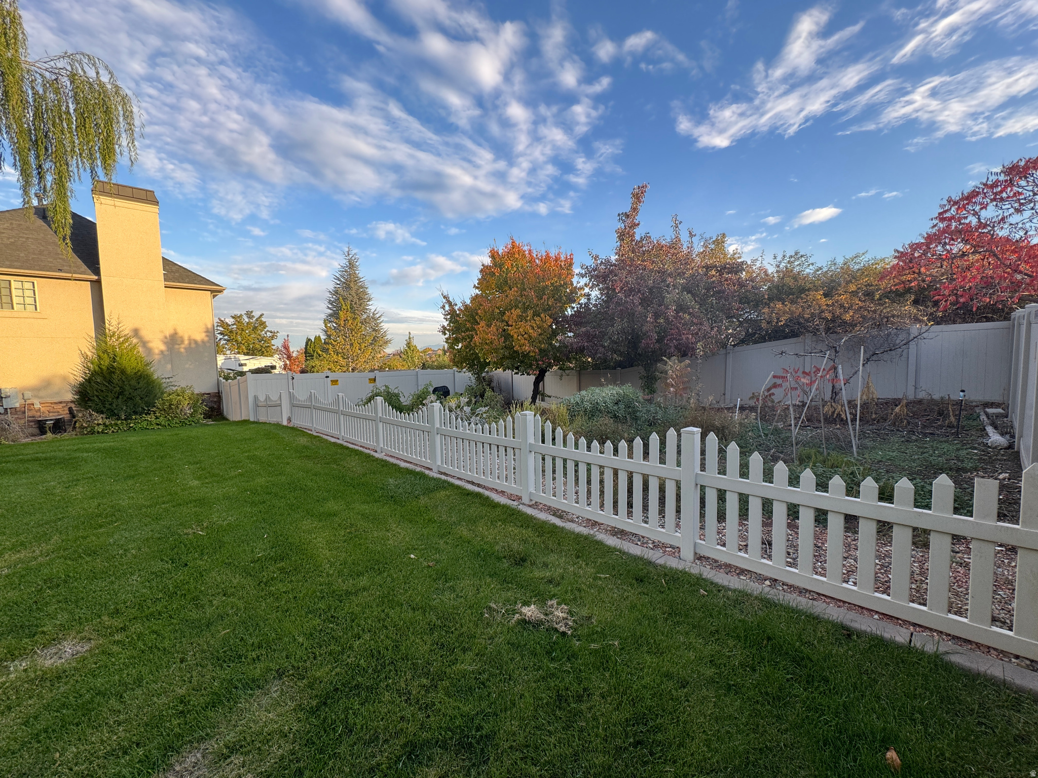 main property photo 38