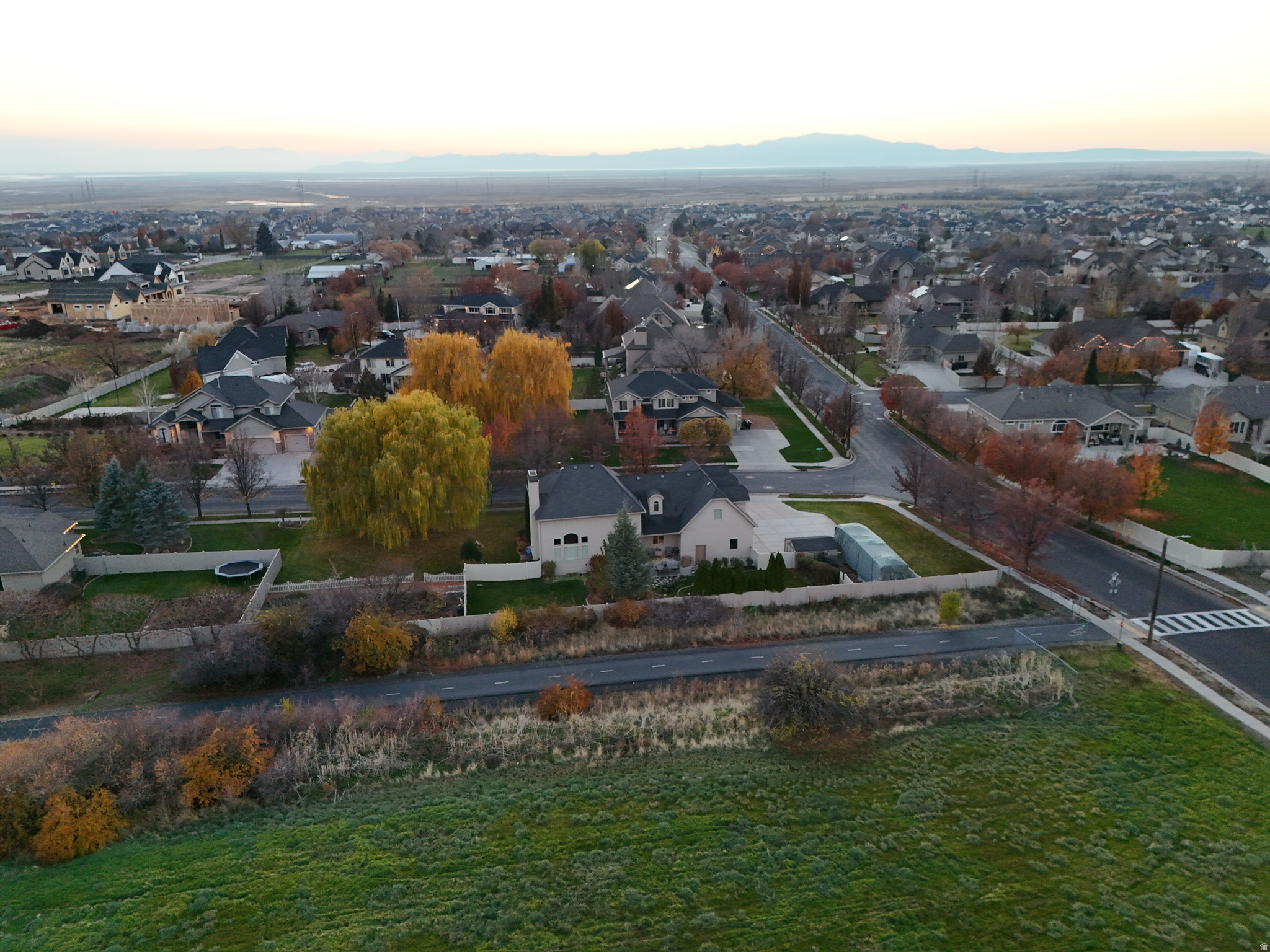 main property photo 45