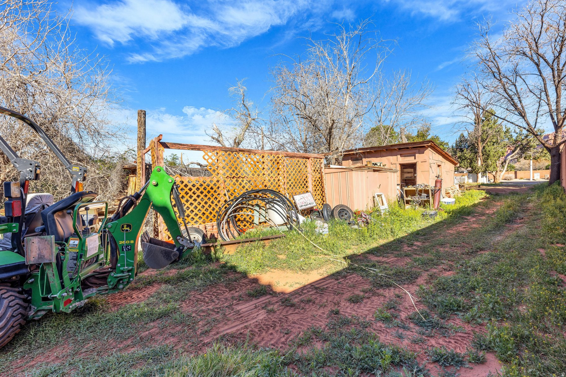 main property photo 6
