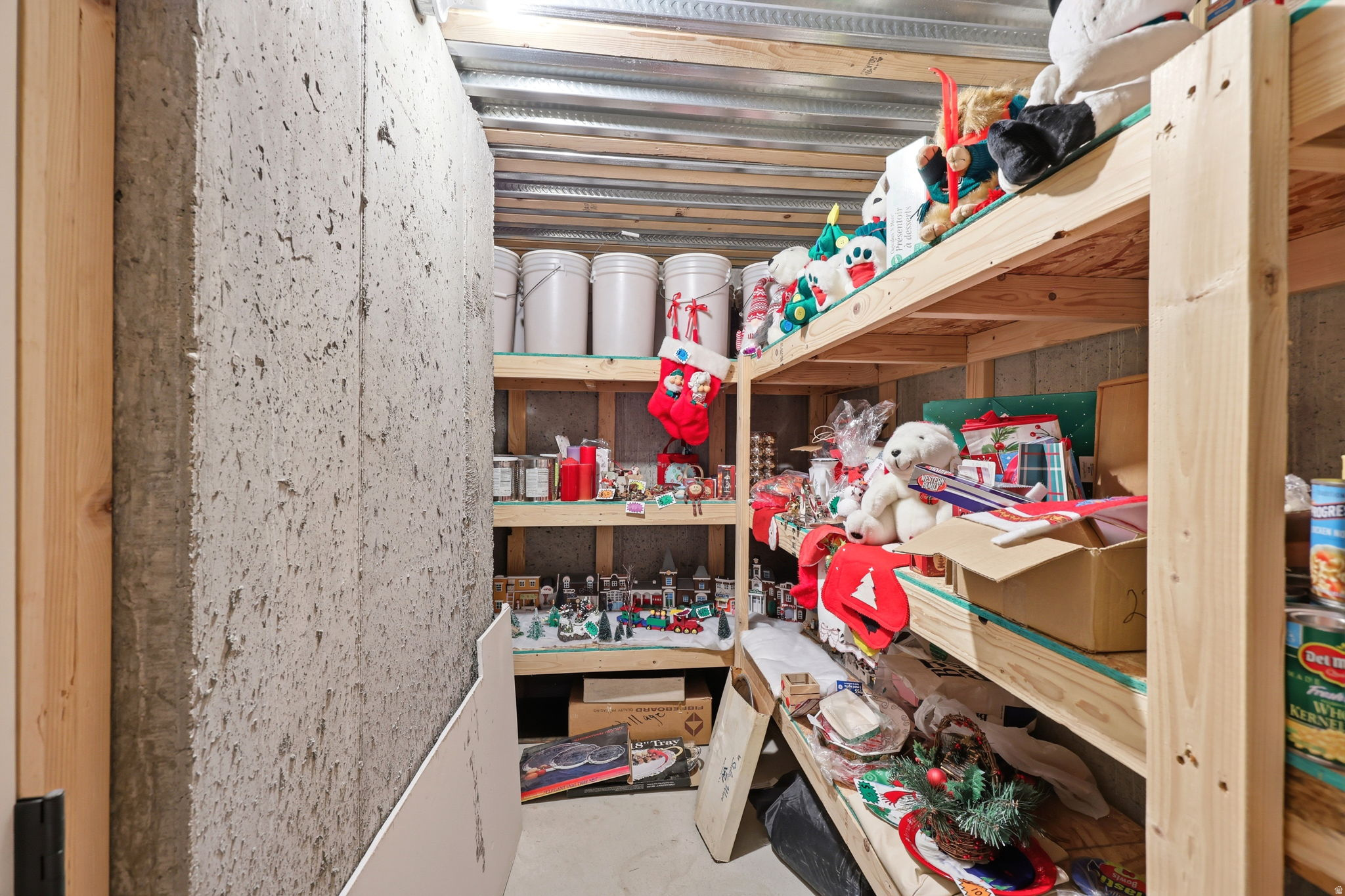 main property photo 27