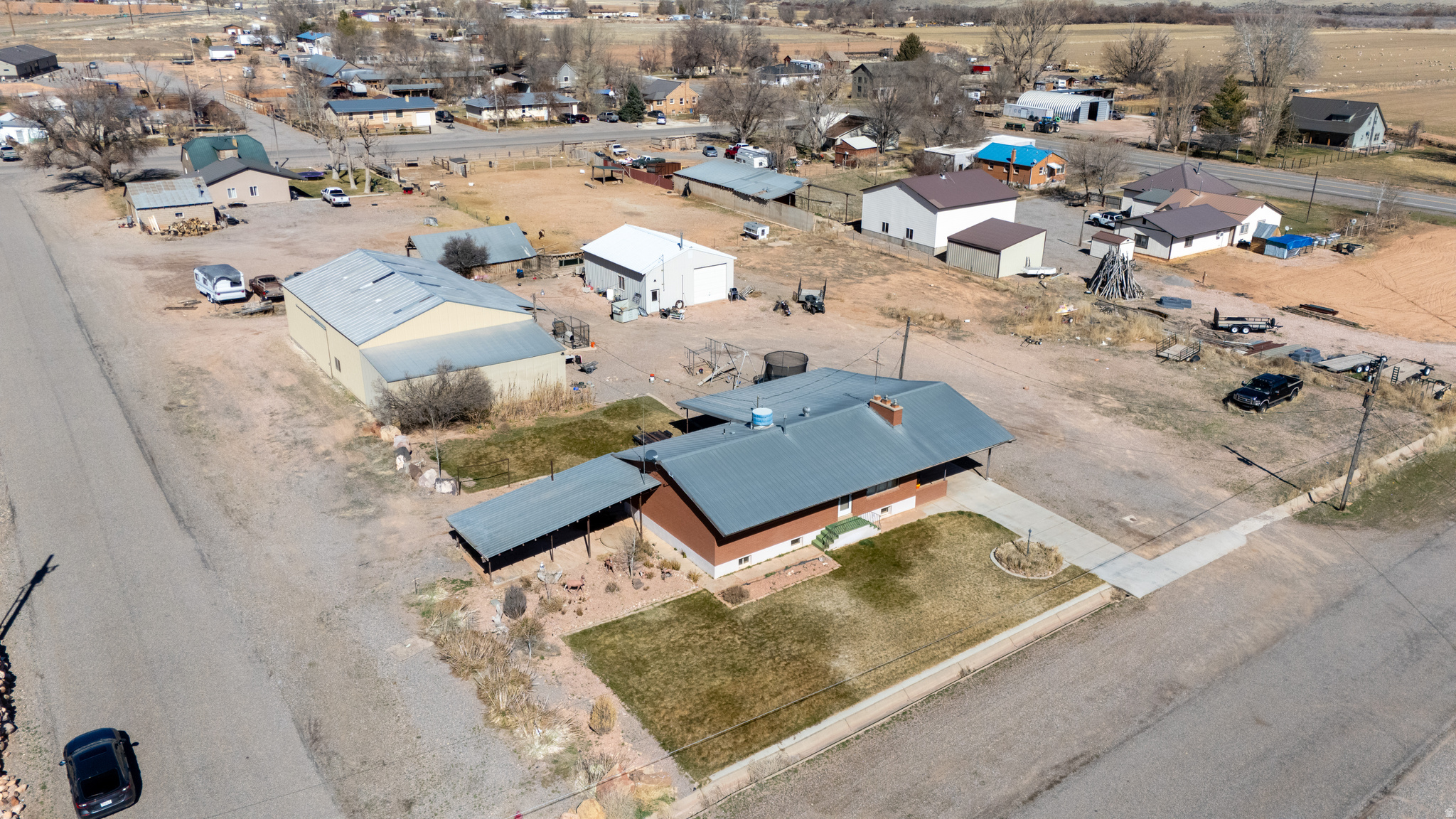 main property photo 15