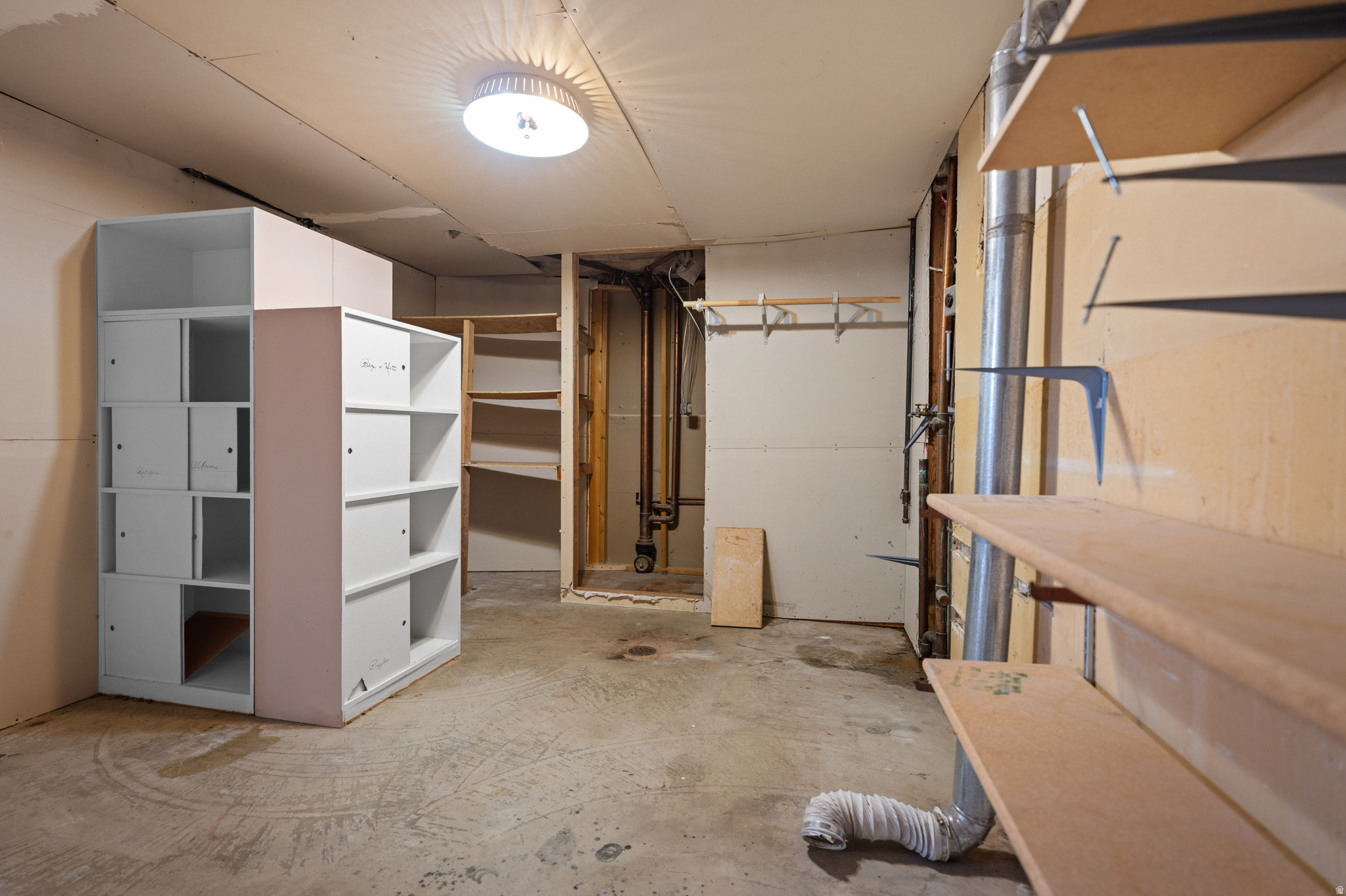 main property photo 46