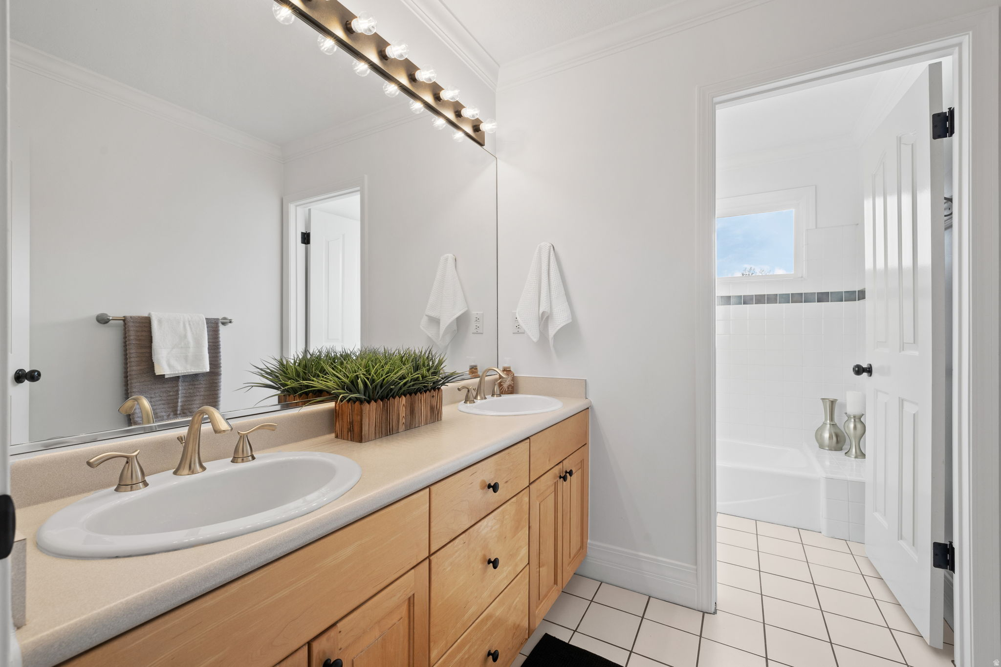 main property photo 80