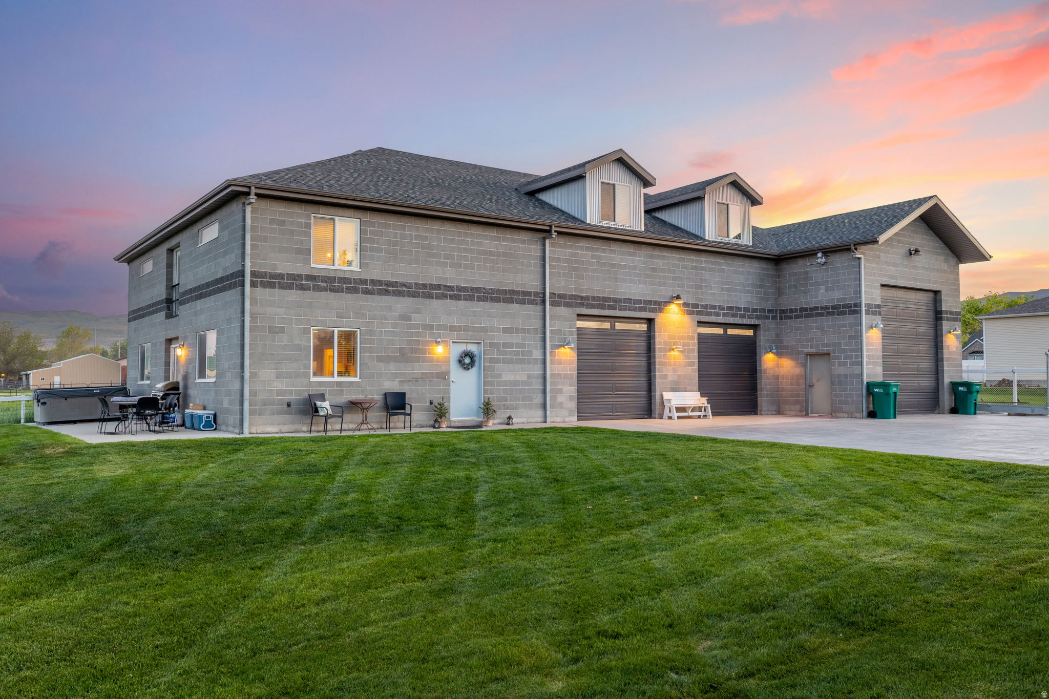 main property photo 94
