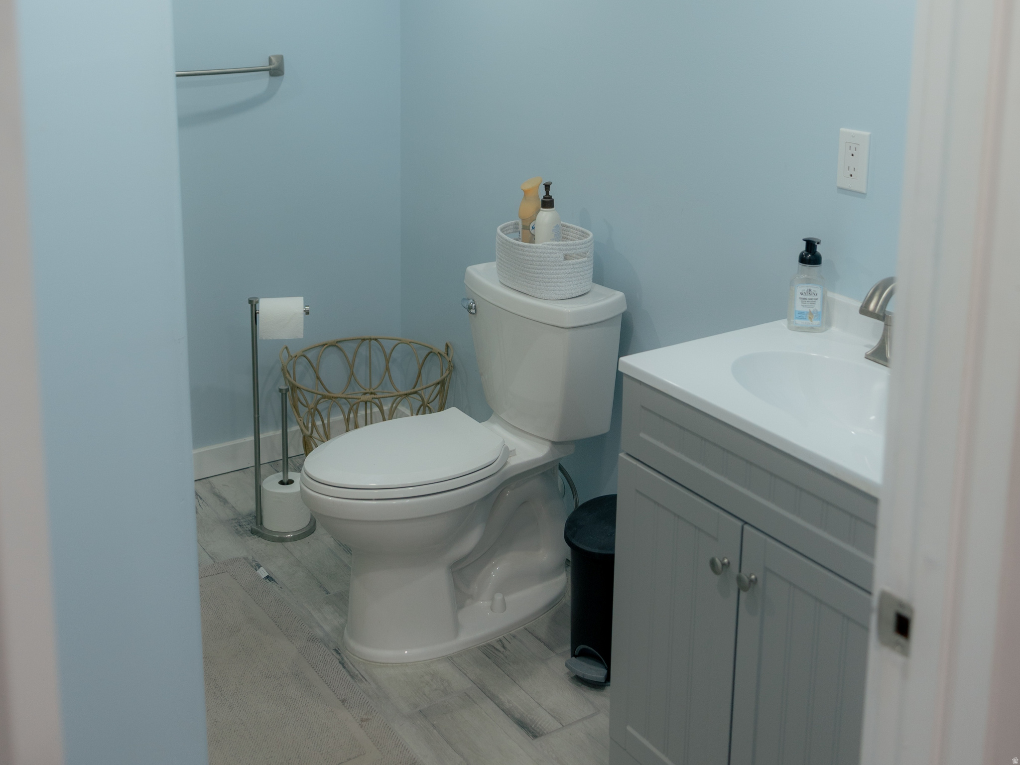 main property photo 29