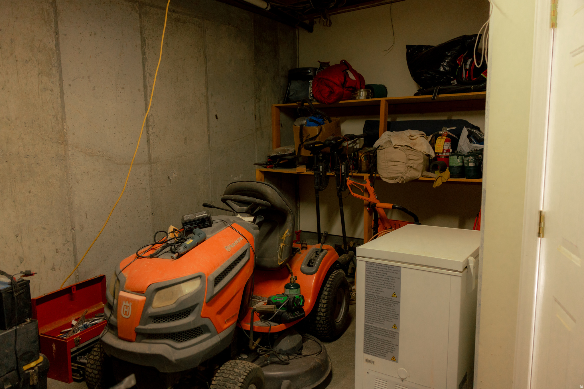 main property photo 37