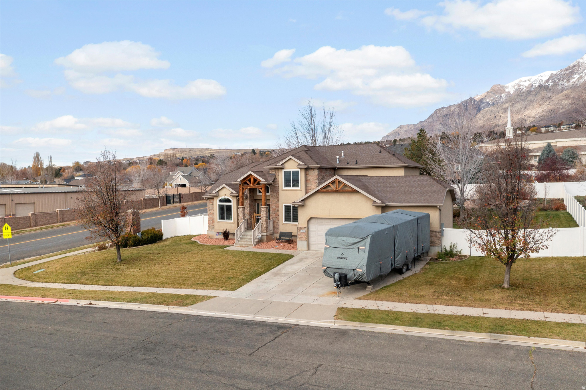main property photo 39