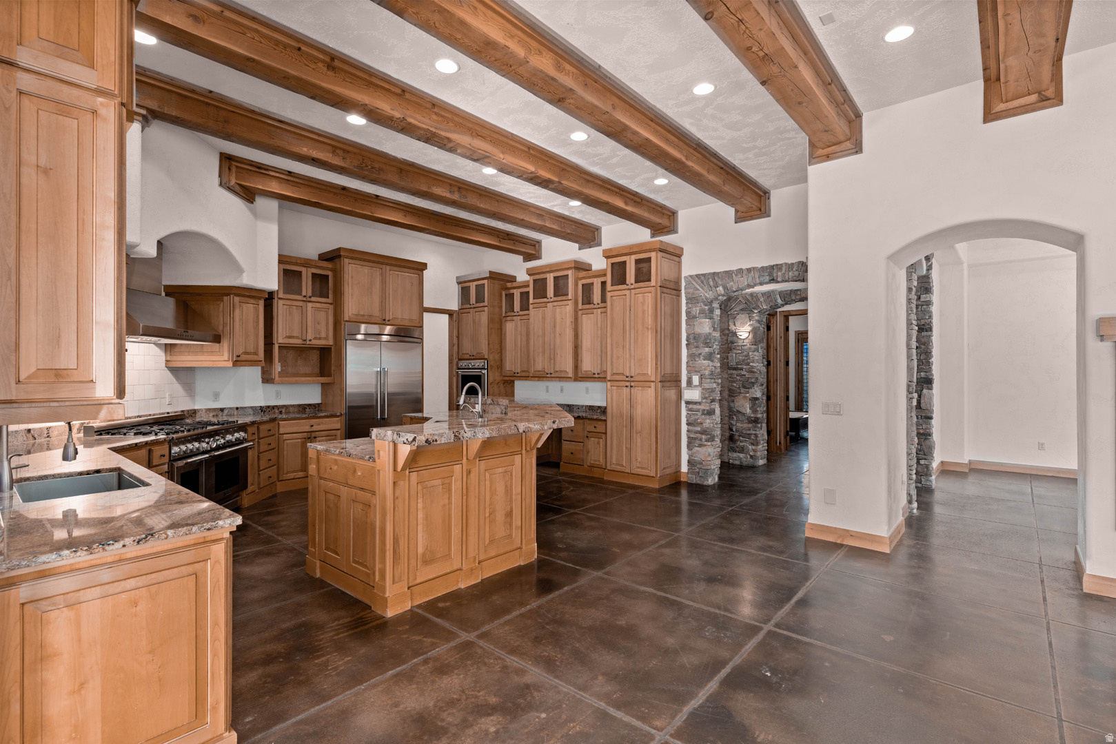 main property photo 45
