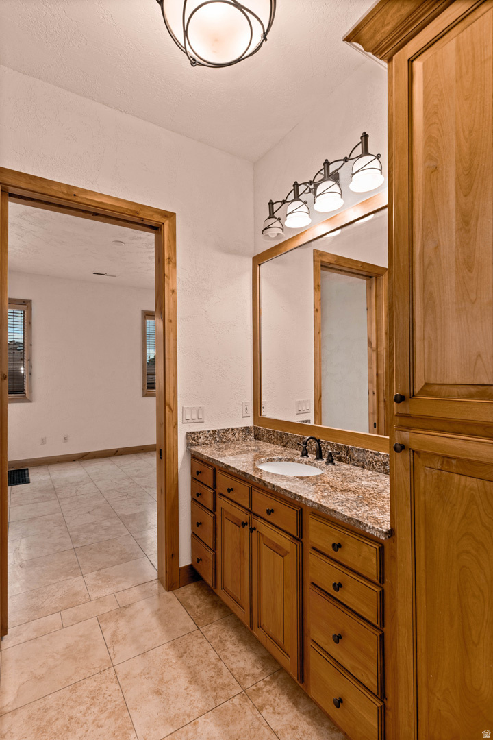 main property photo 67