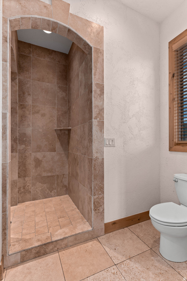 main property photo 80
