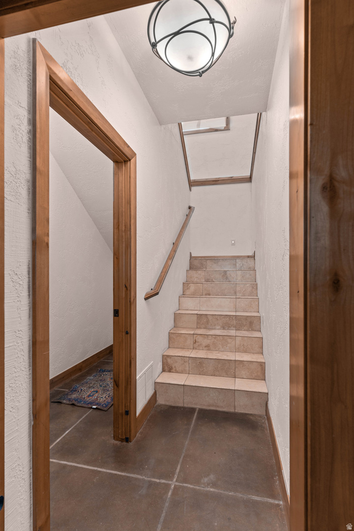 main property photo 86