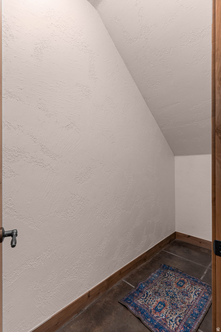 main property photo 87