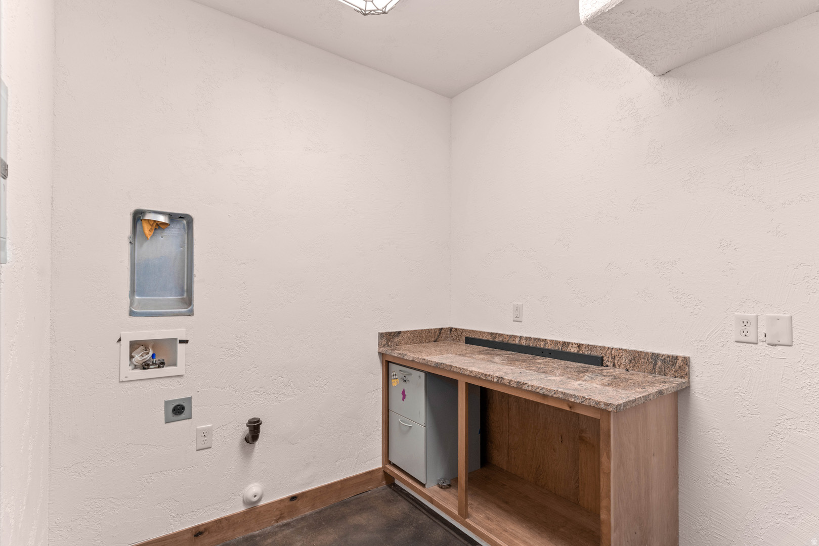 main property photo 91